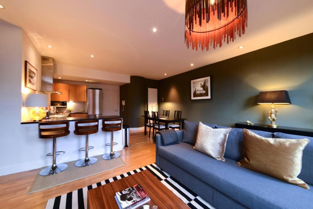 Mr2 - Charming 1 Bed Apartment, Munster Village Apartment