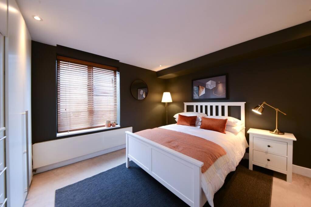 Apartment Mr2 - Charming 1 Bed Apartment, Munster Village London
