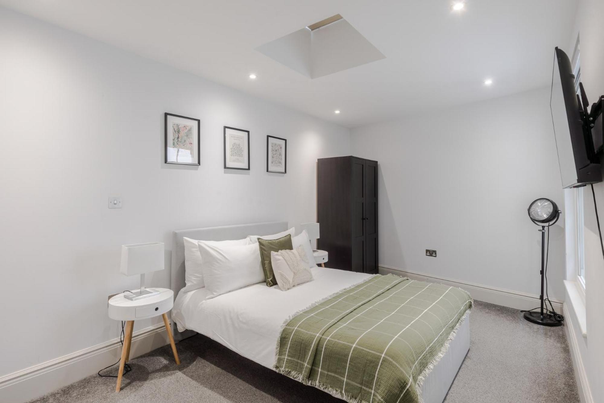 Park View / Baker Street / Marylebone Apartment
