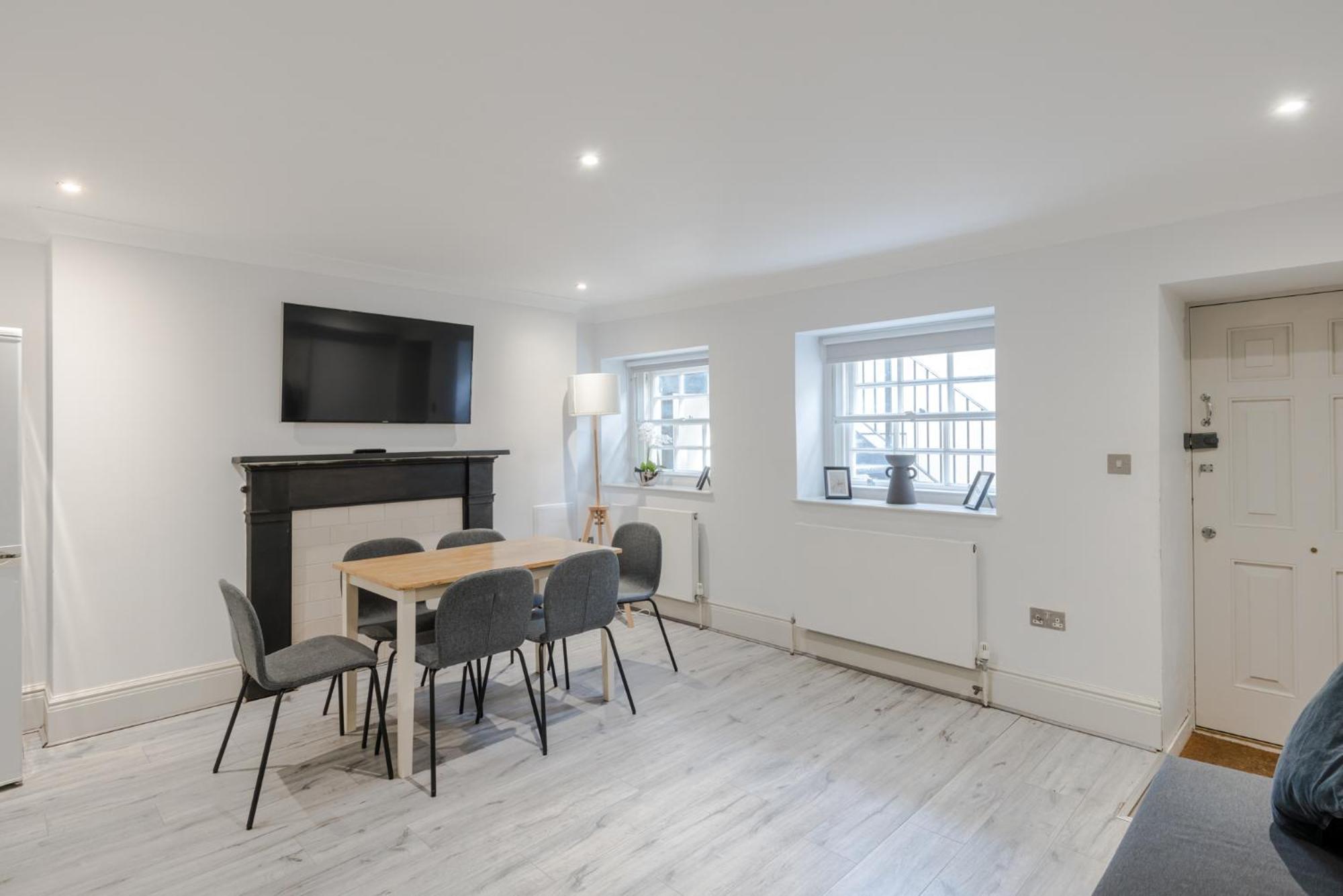 Park View / Baker Street / Marylebone Apartment *