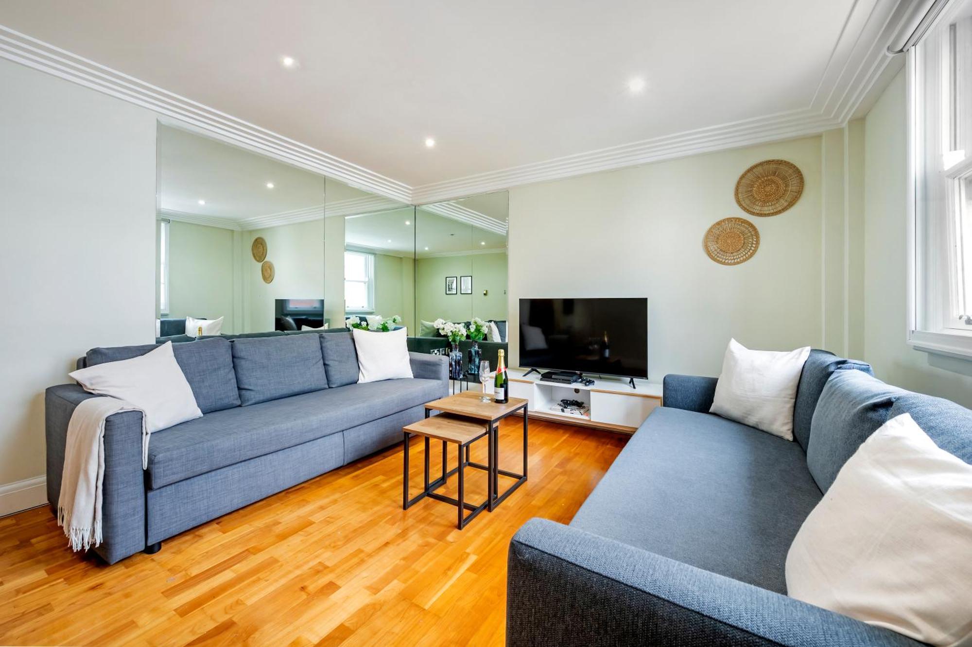 Location Trafalgar Square 1 Bedr, 3 Beds, Sleeps 6 Appartement *