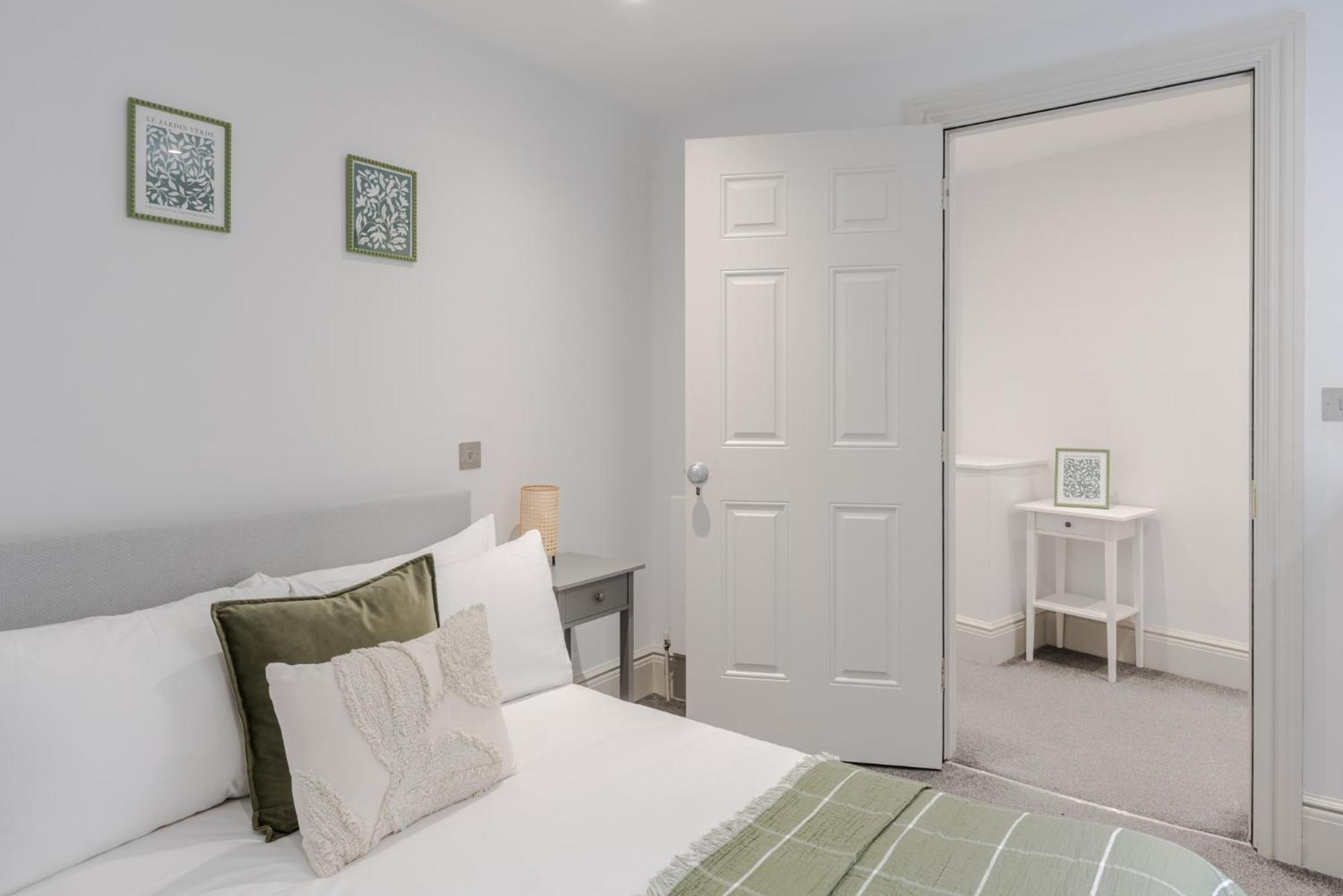 Park View / Baker Street / Marylebone Apartment *