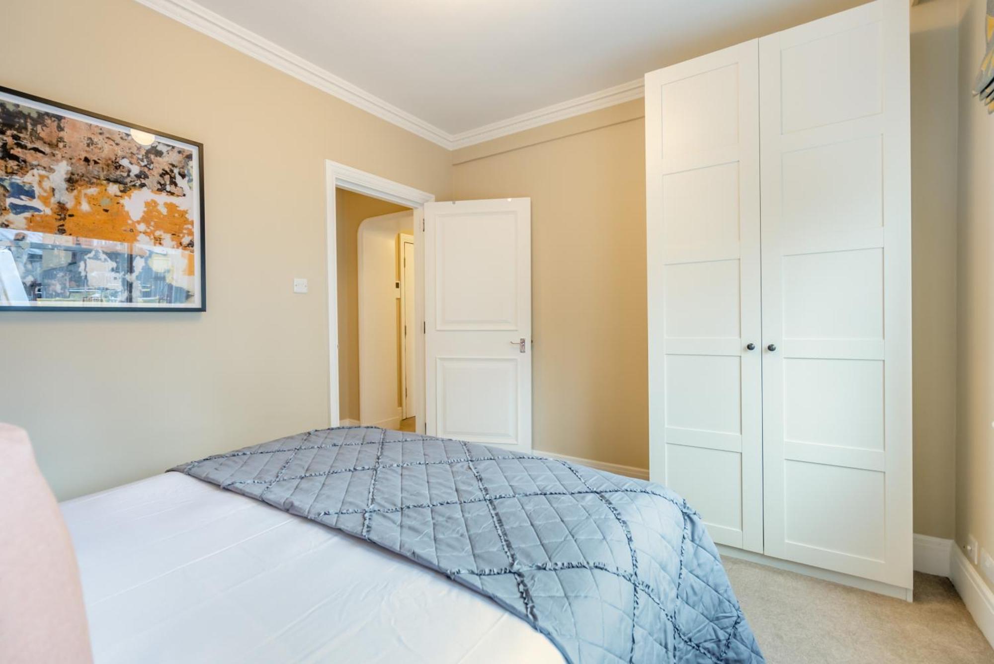 Hill Street Mayfair Apartment *