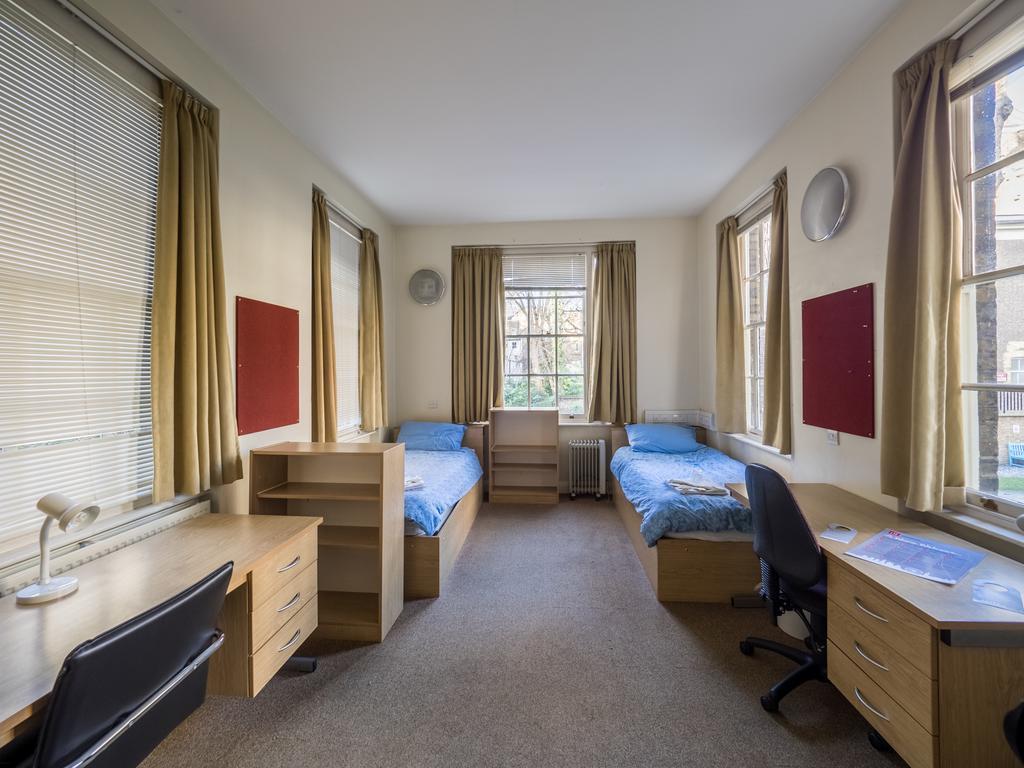 Apartment Lse Passfield Hall *