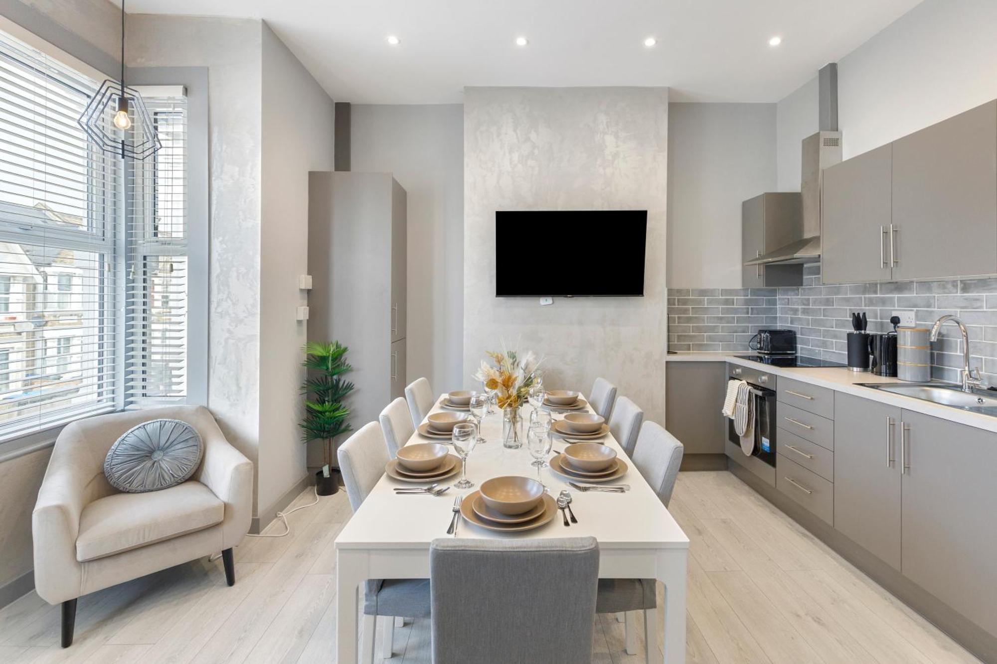 Wembley Luxury 3 Bedroom London