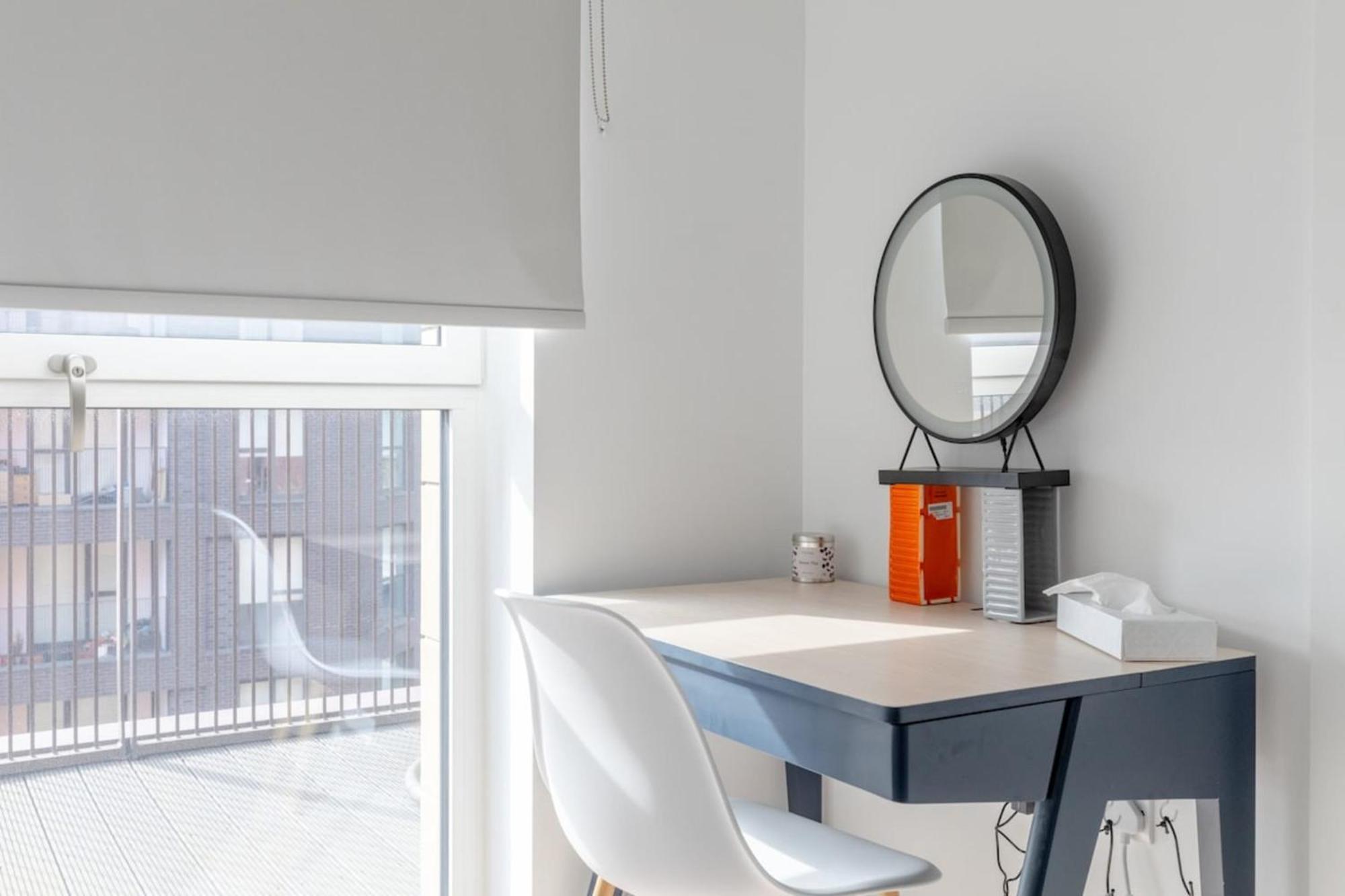 Stylish 2bd Oasis Wbalcony South East London! * London
