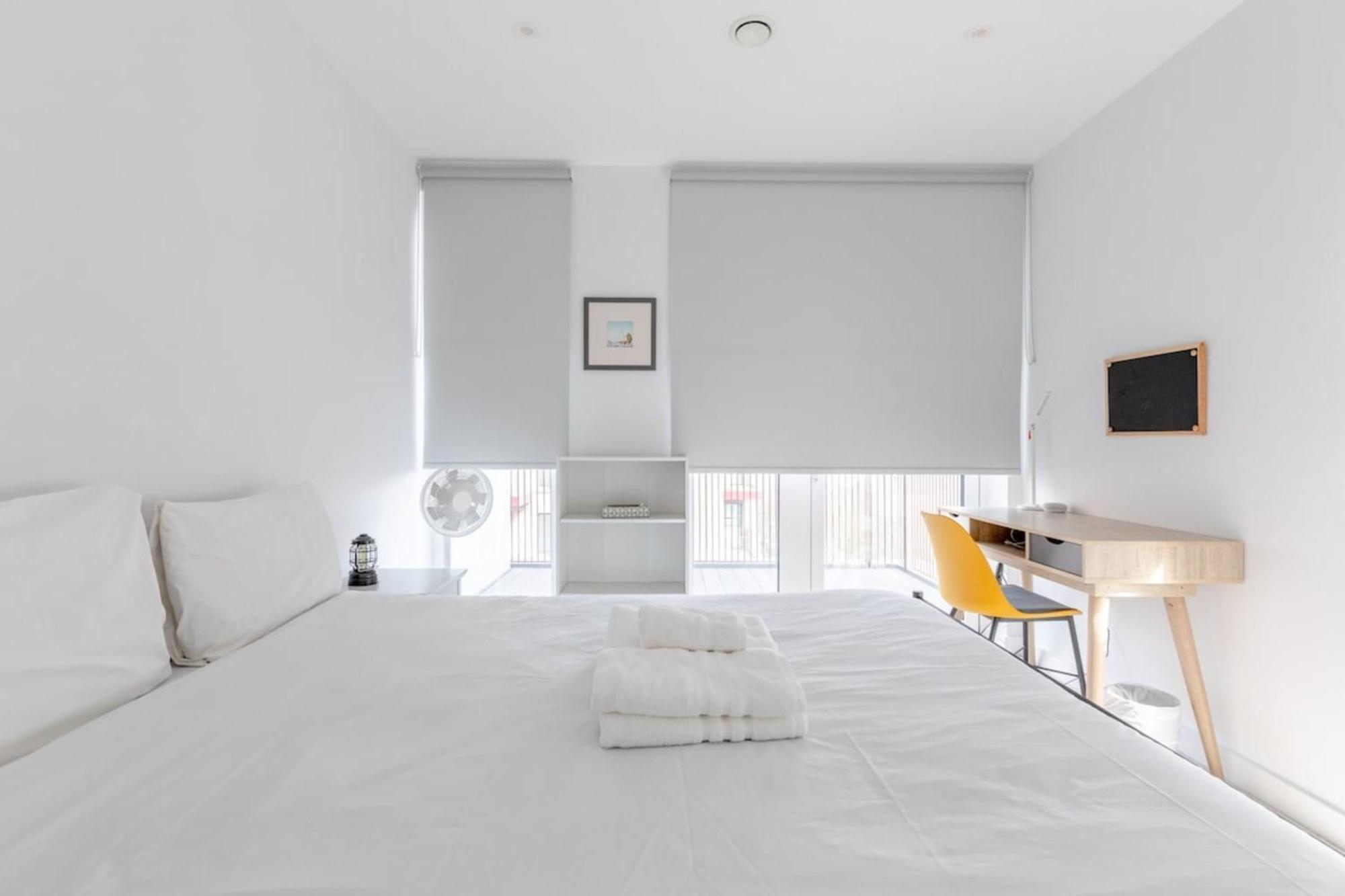 Stylish 2bd Oasis Wbalcony South East London!