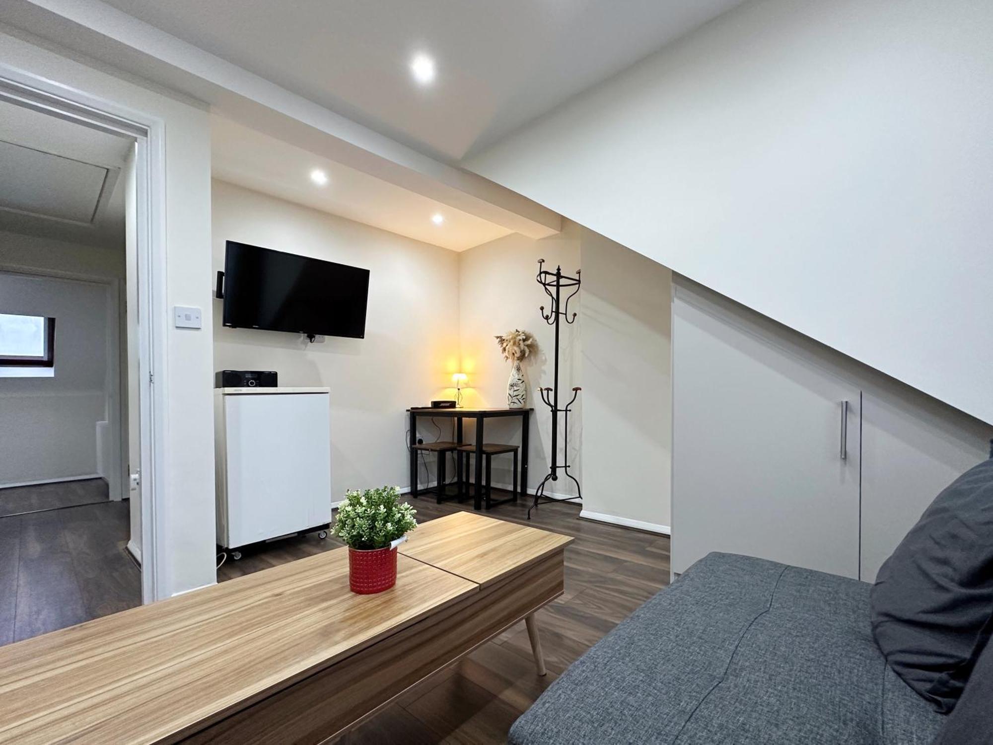 Natalie's In Wembley Appartement