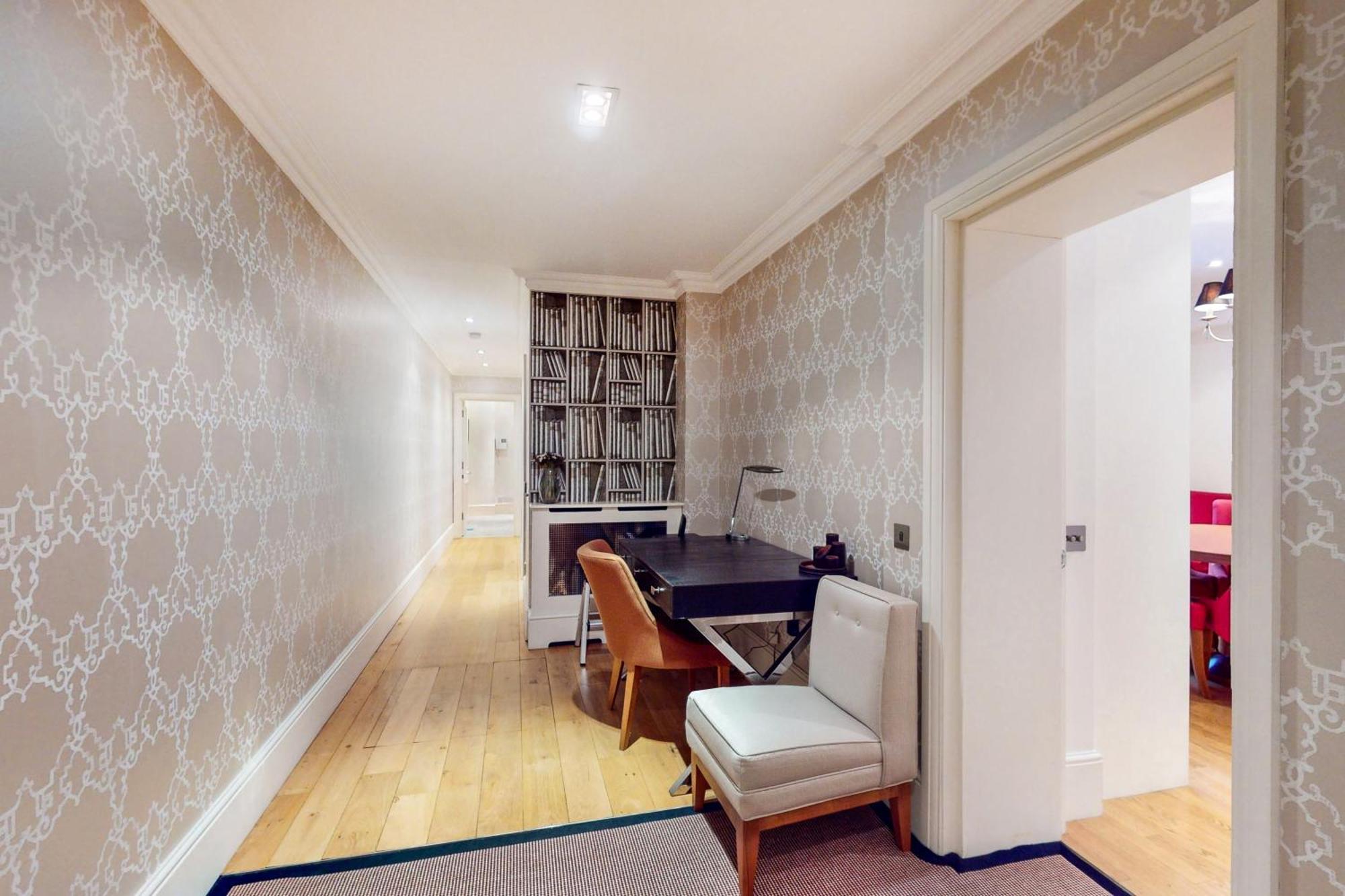 Stunning 2bd Flat In South Kensington With A Patio *