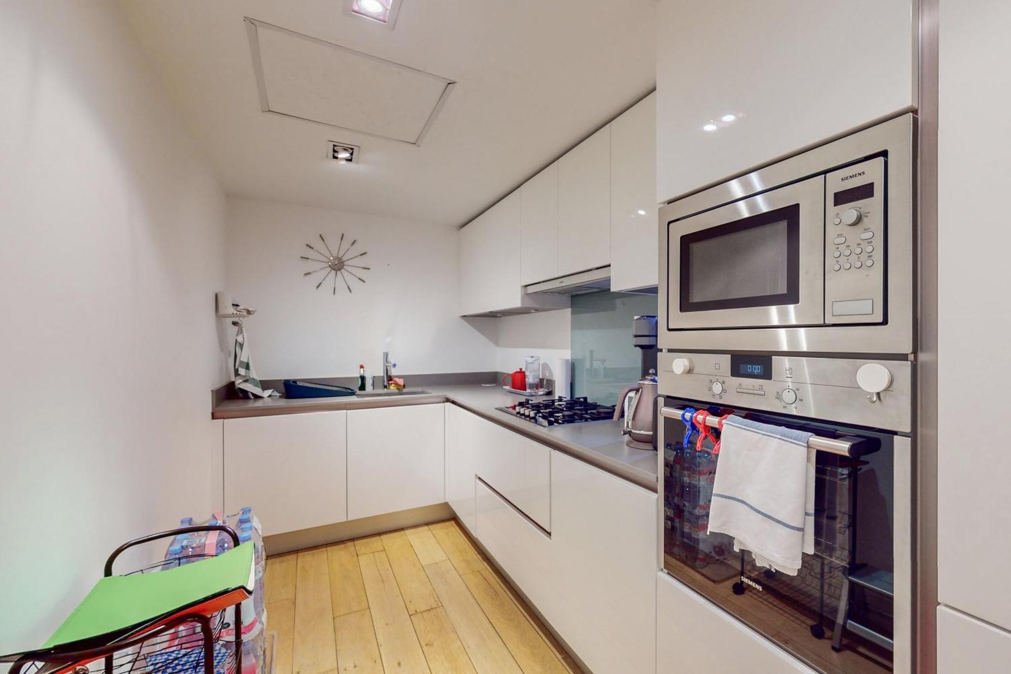 Apartment Stunning 2bd Flat In South Kensington With A Patio