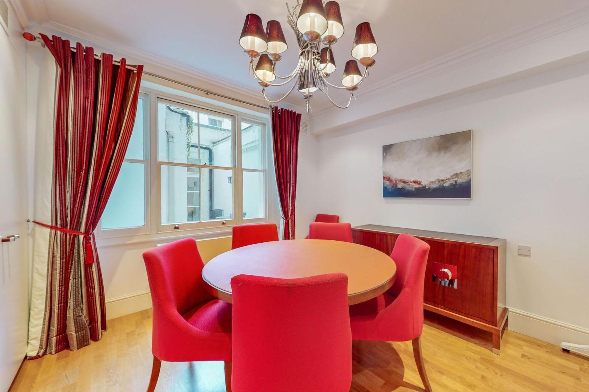 Apartment Stunning 2bd Flat In South Kensington With A Patio London