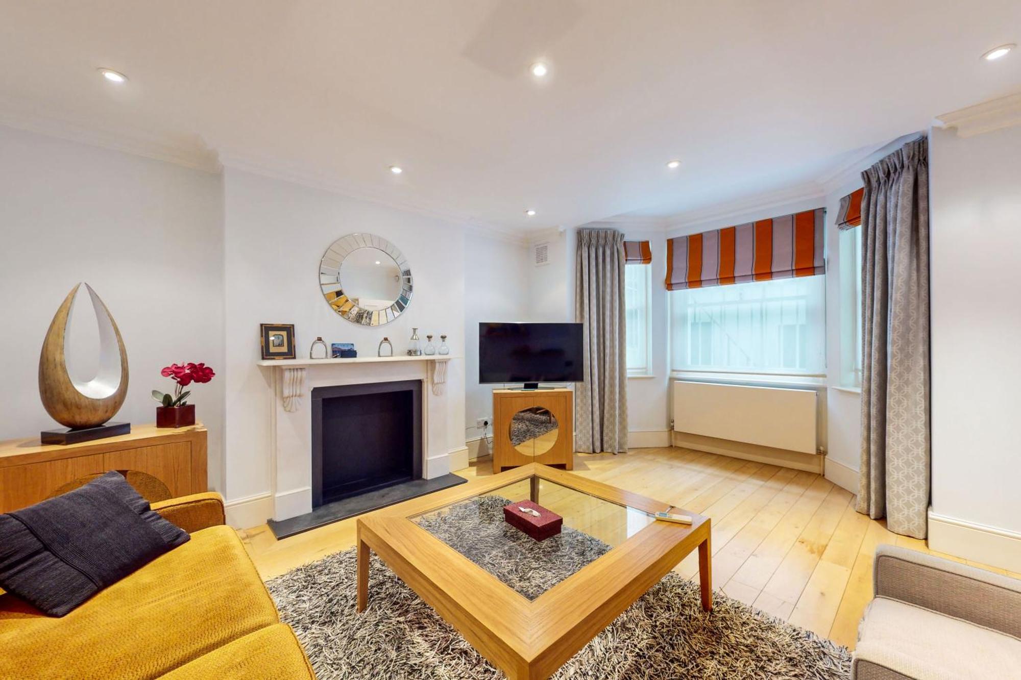 Apartment Stunning 2bd Flat In South Kensington With A Patio *