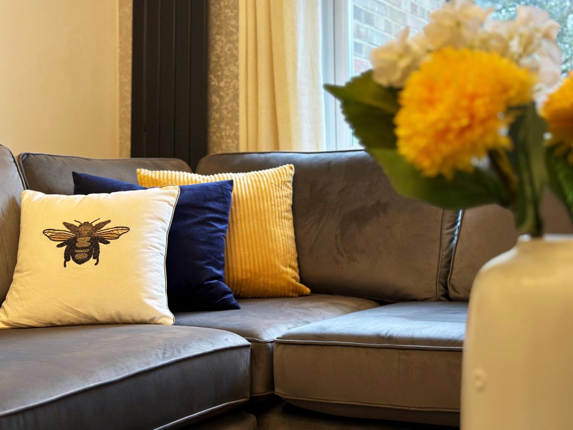 Jane Place In Putney - 3 Double Beds, Ideal For Families Apartment *