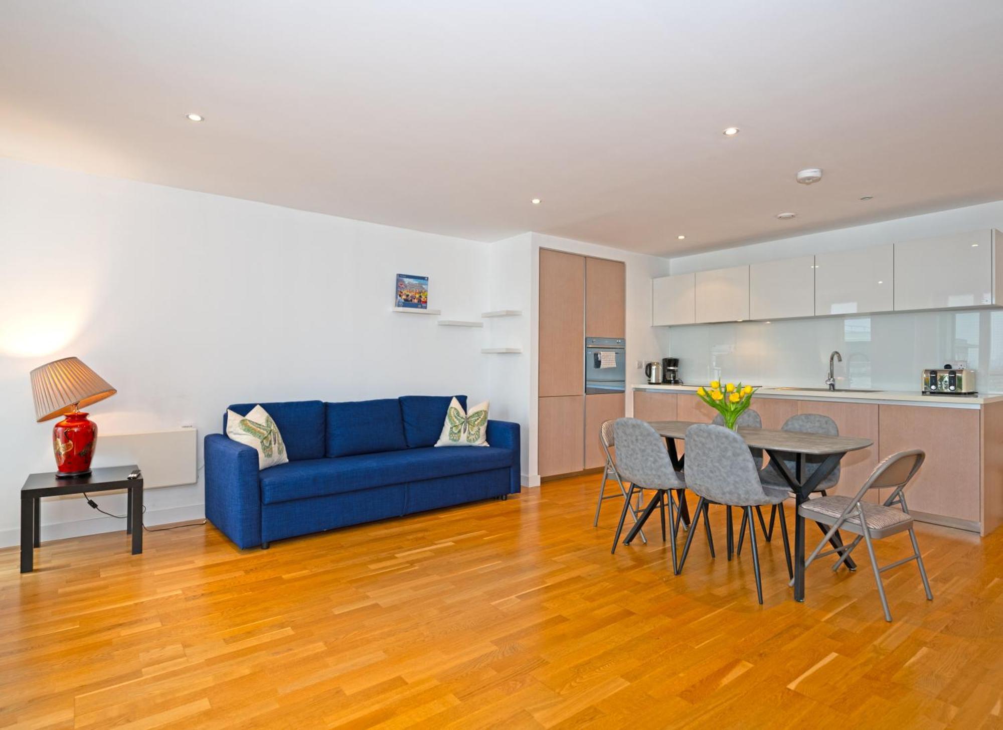Kew Bridge Penthouse London