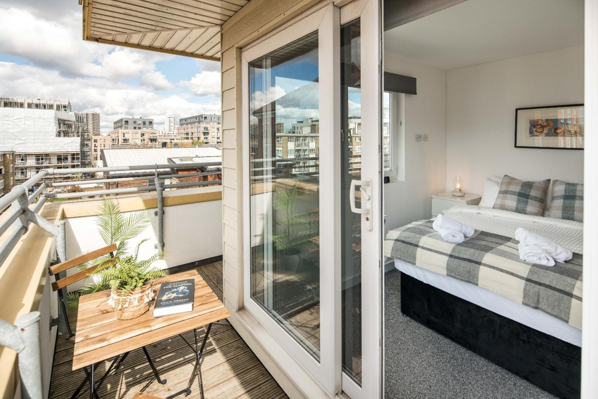 Canarywharf By Sleepy Apartment