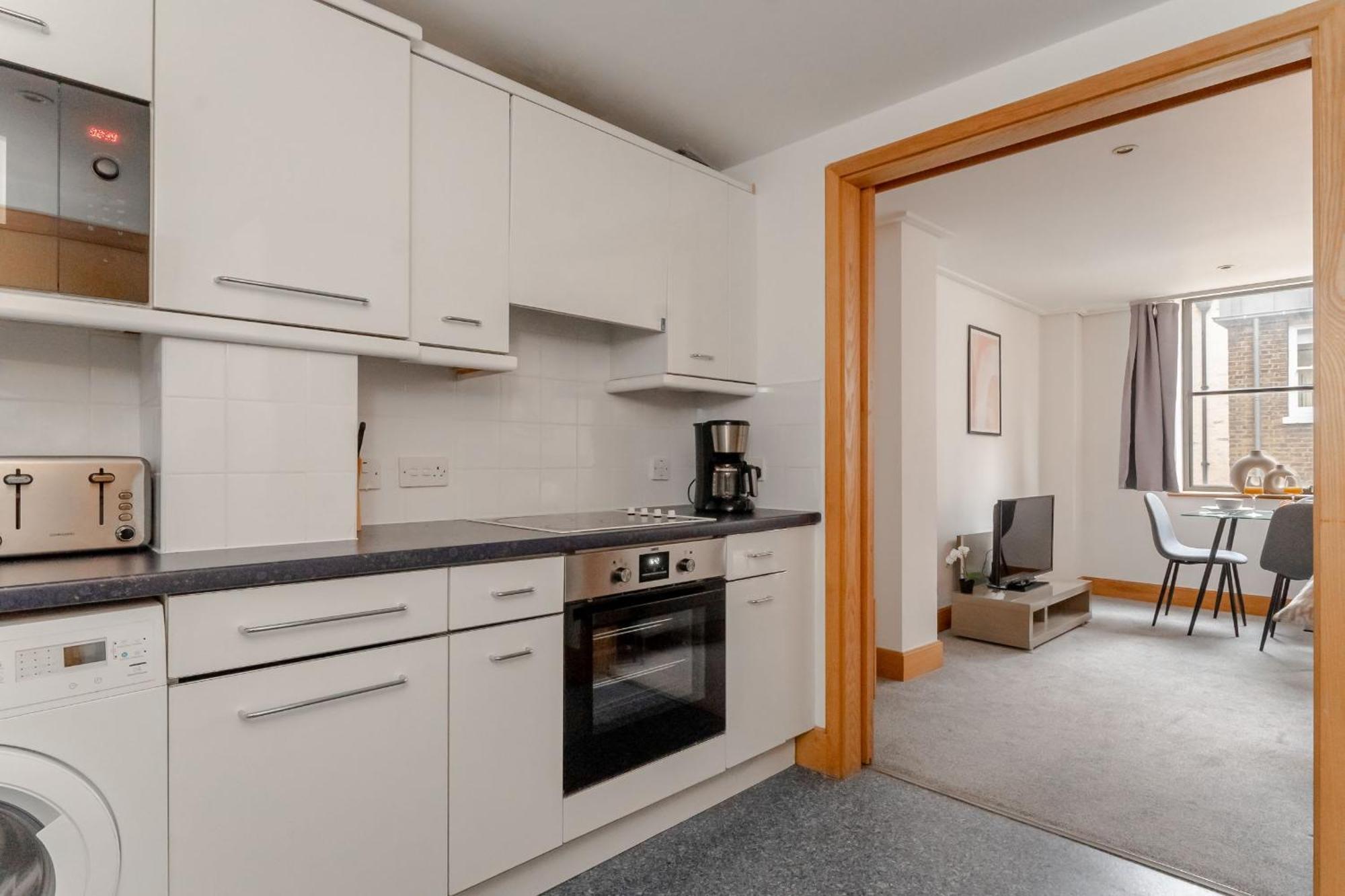 Holborn - 2br Near Covent Garden -cityapartmentstay Apartment London