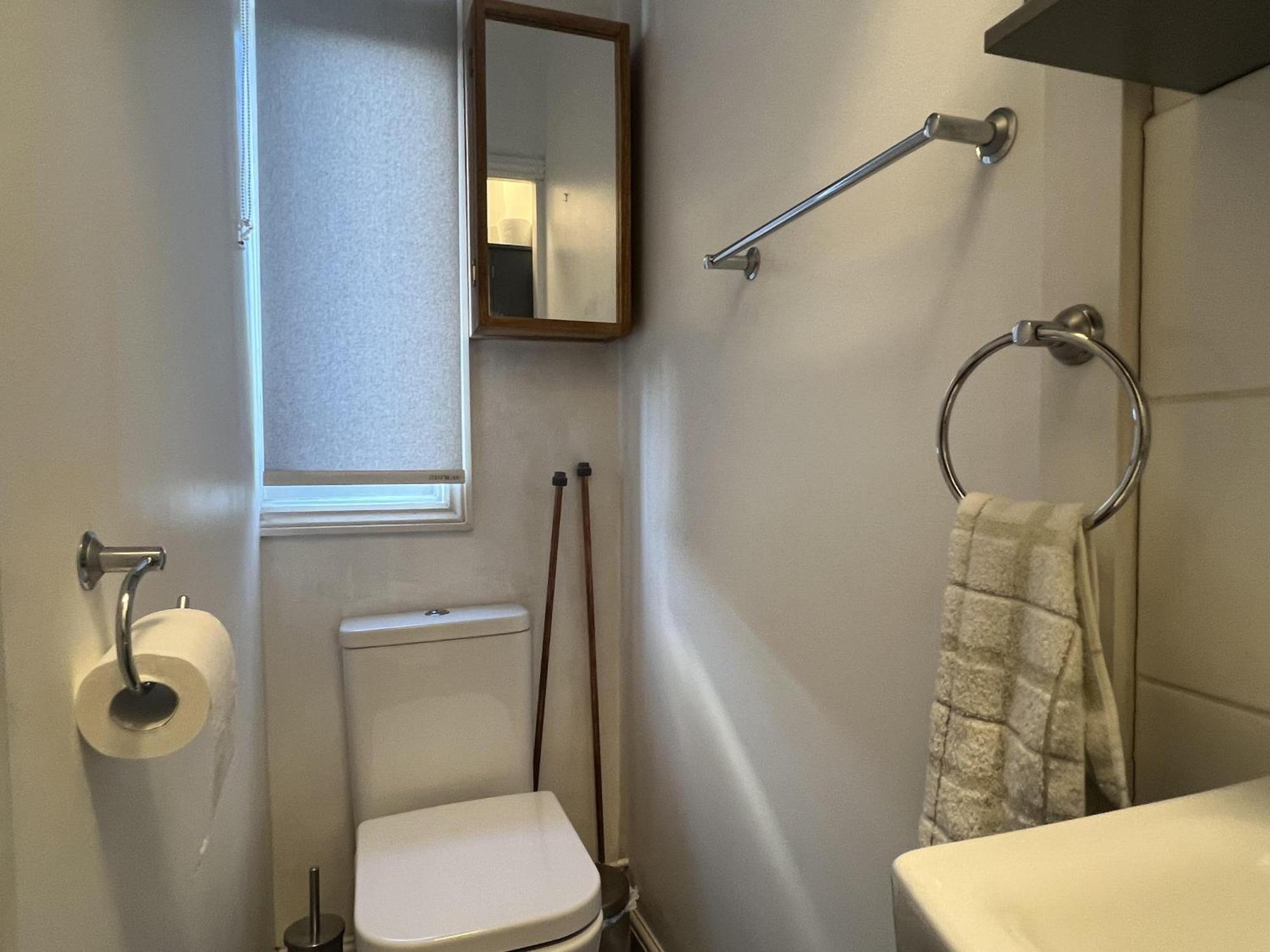 Impeccable 1 Bedroom Flat In Leilighet