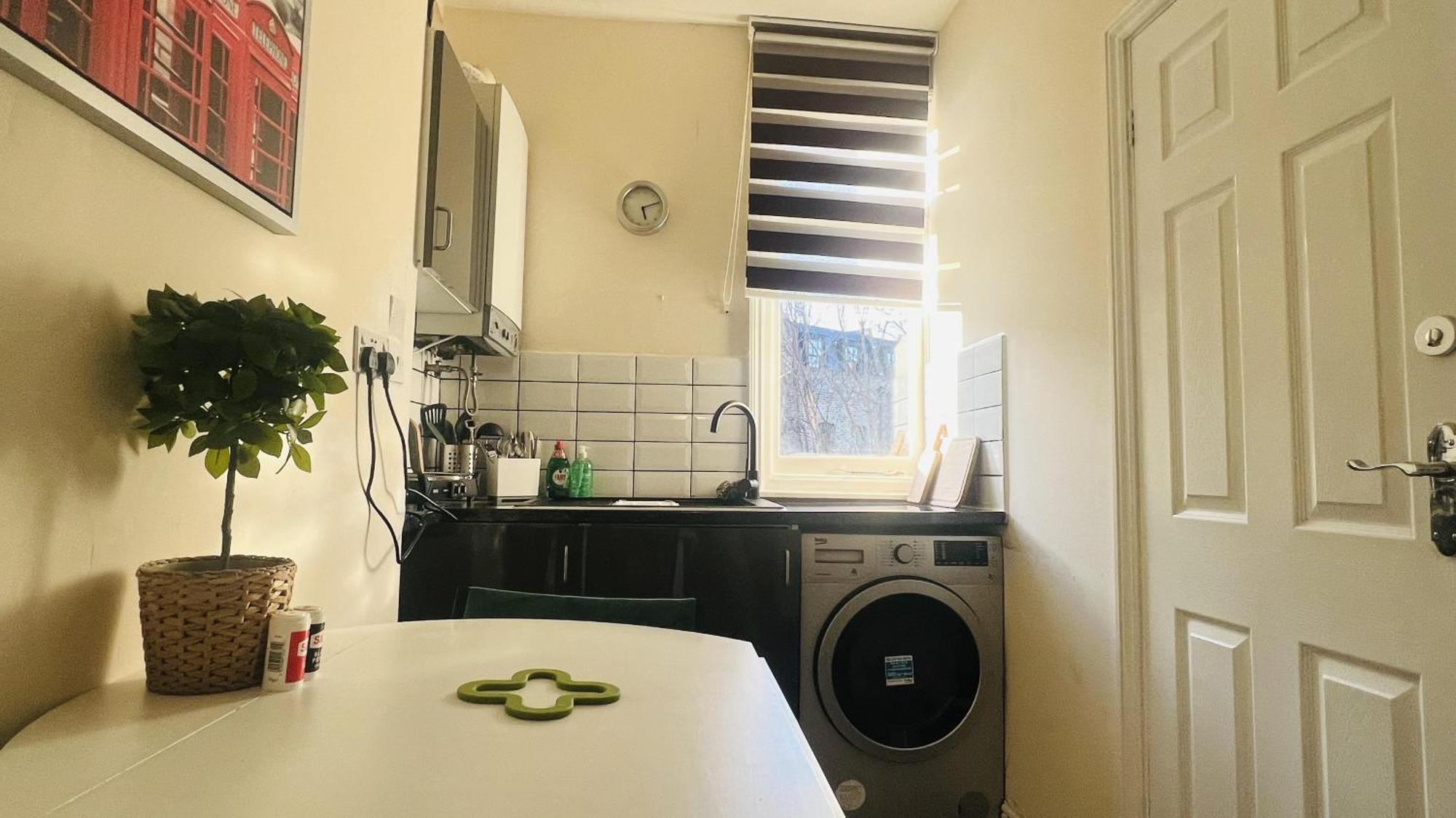 Impeccable 1 Bedroom Flat In Londres