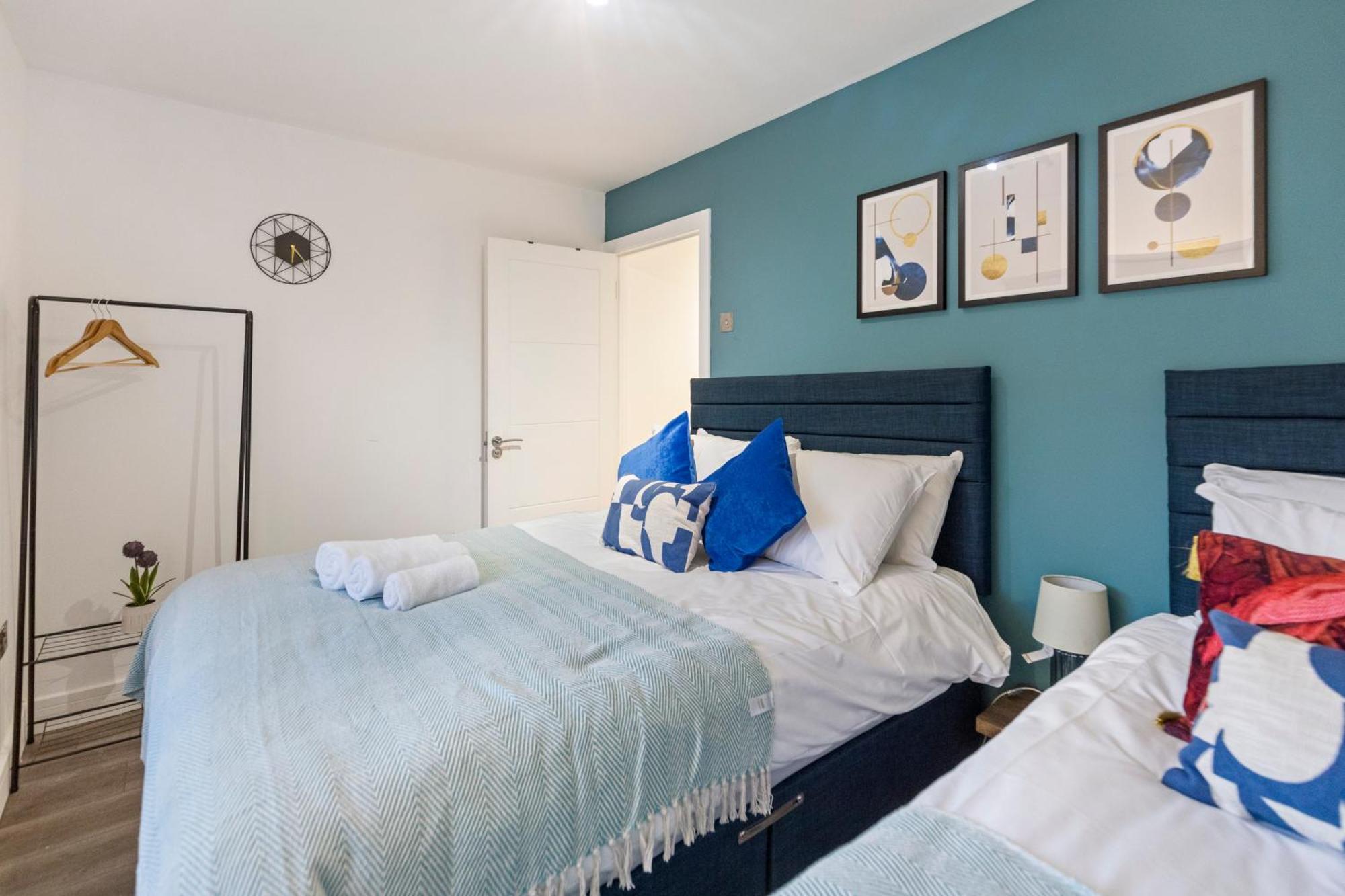 Apartment Diamond Camden Town 3 Bedroom Sleeps 11 London
