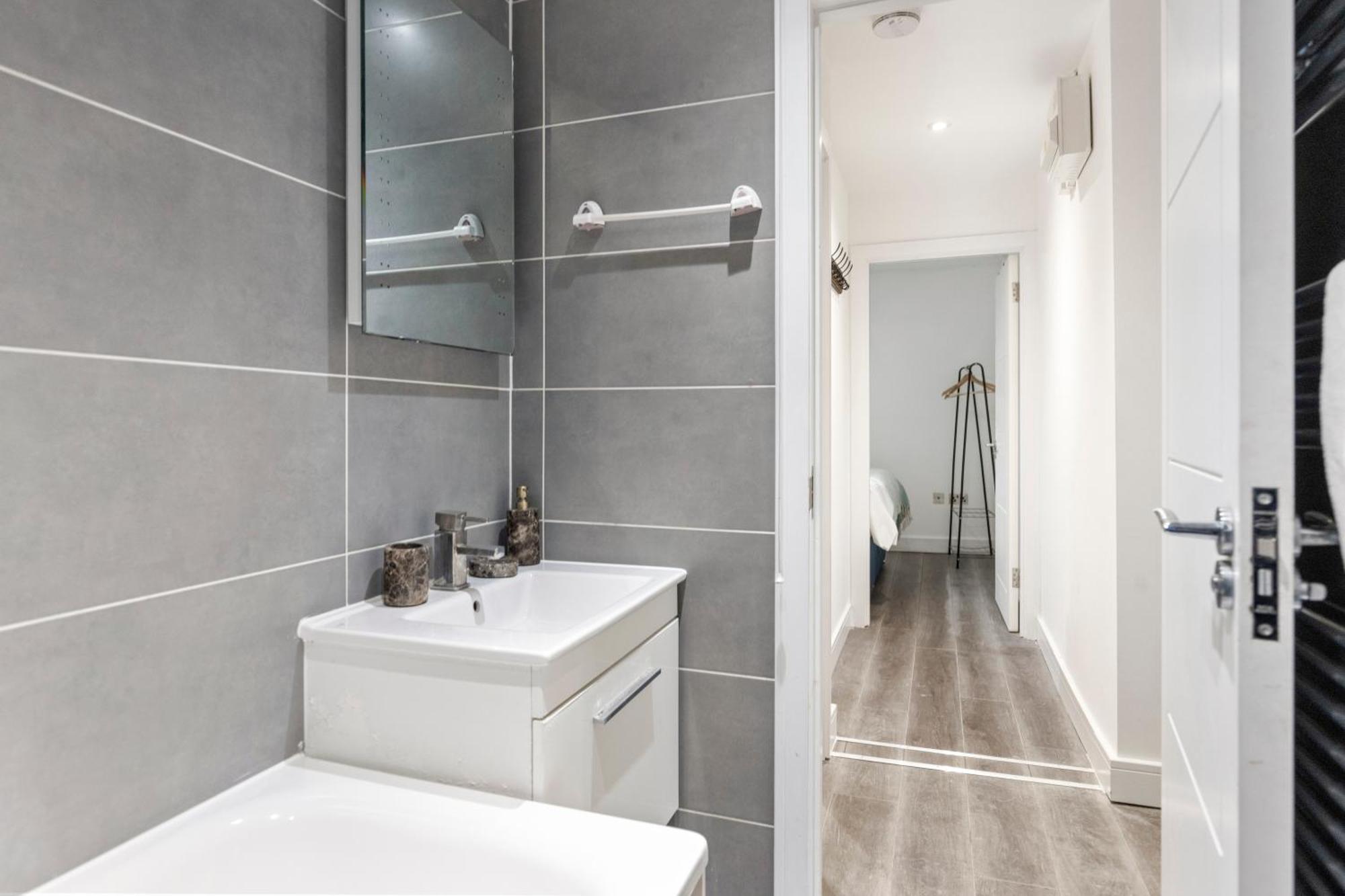 Apartment Diamond Camden Town 3 Bedroom Sleeps 11 *