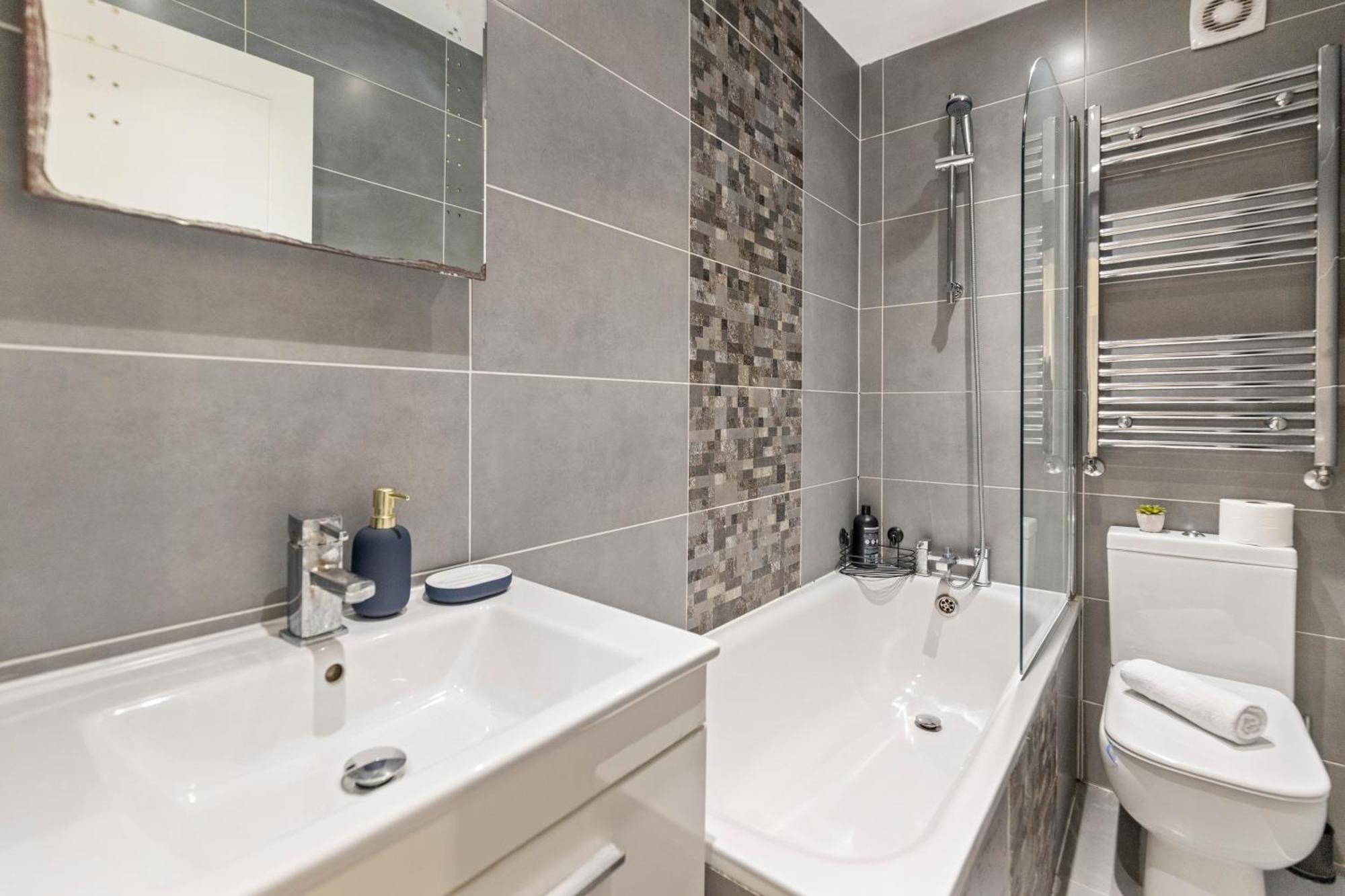 Diamond Camden Town 3 Bedroom Sleeps 11 Apartment London