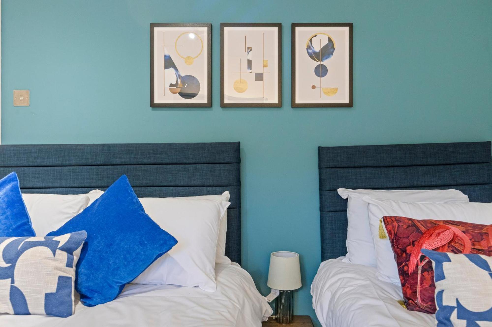 Apartment Diamond Camden Town 3 Bedroom Sleeps 11 *