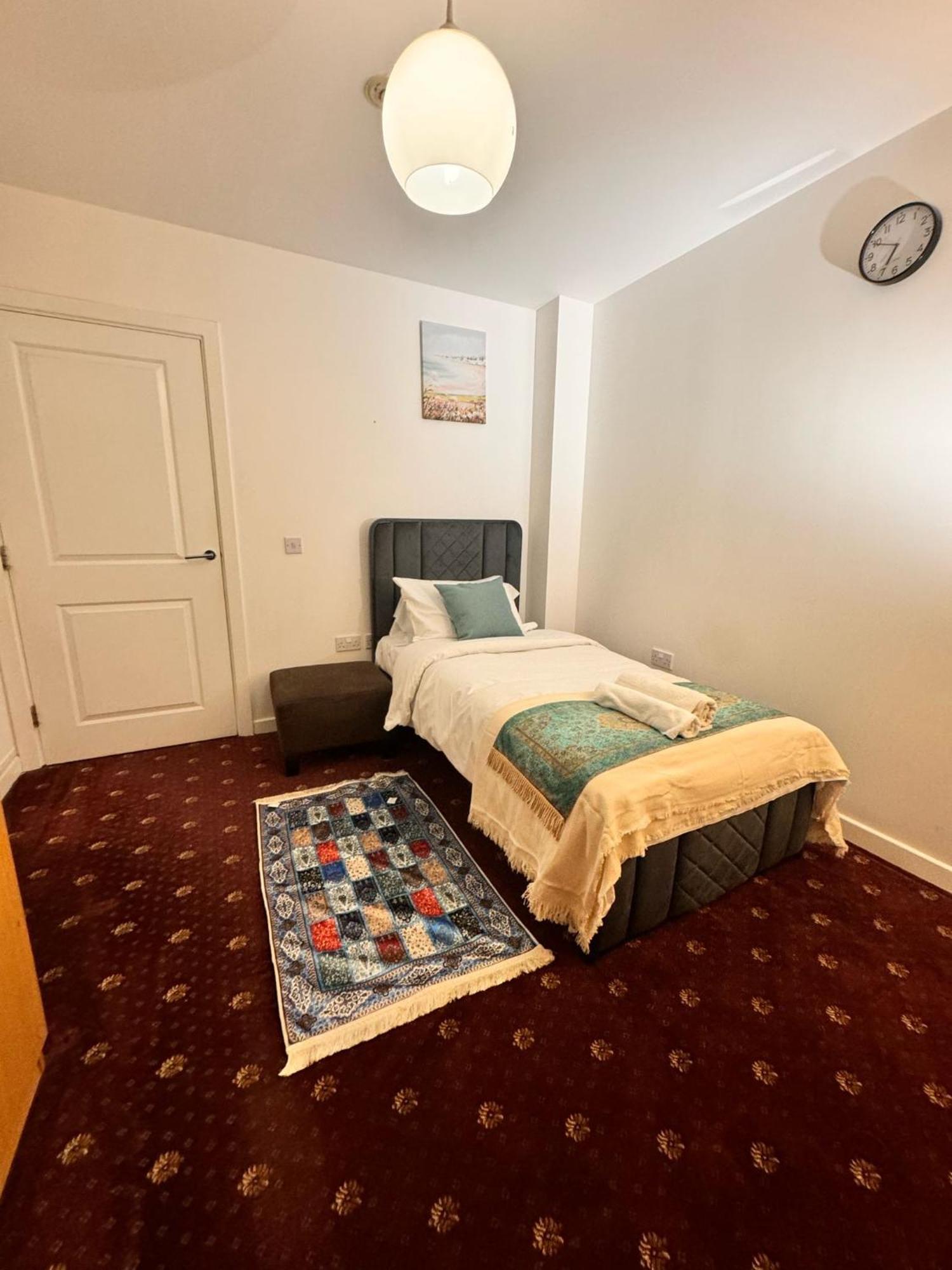 Guest house Luxury In Canary Wharf