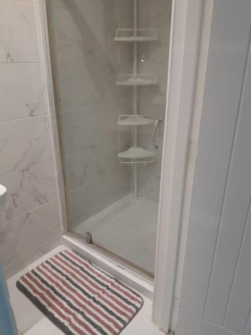 The W3 Flat * London