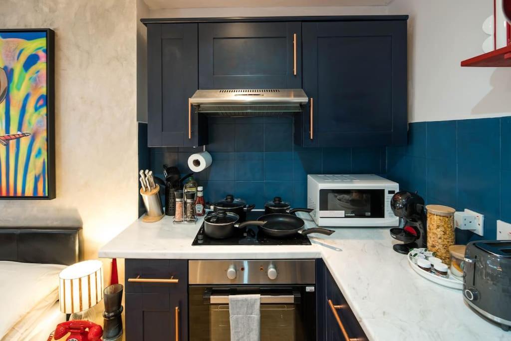 Leilighet 5 Min Walk To Madame Tussauds - 5 Min Walk To Baker Street - 5 Min Walk To Marylebone Railway Station - 5 Min Walk To Regent Park -