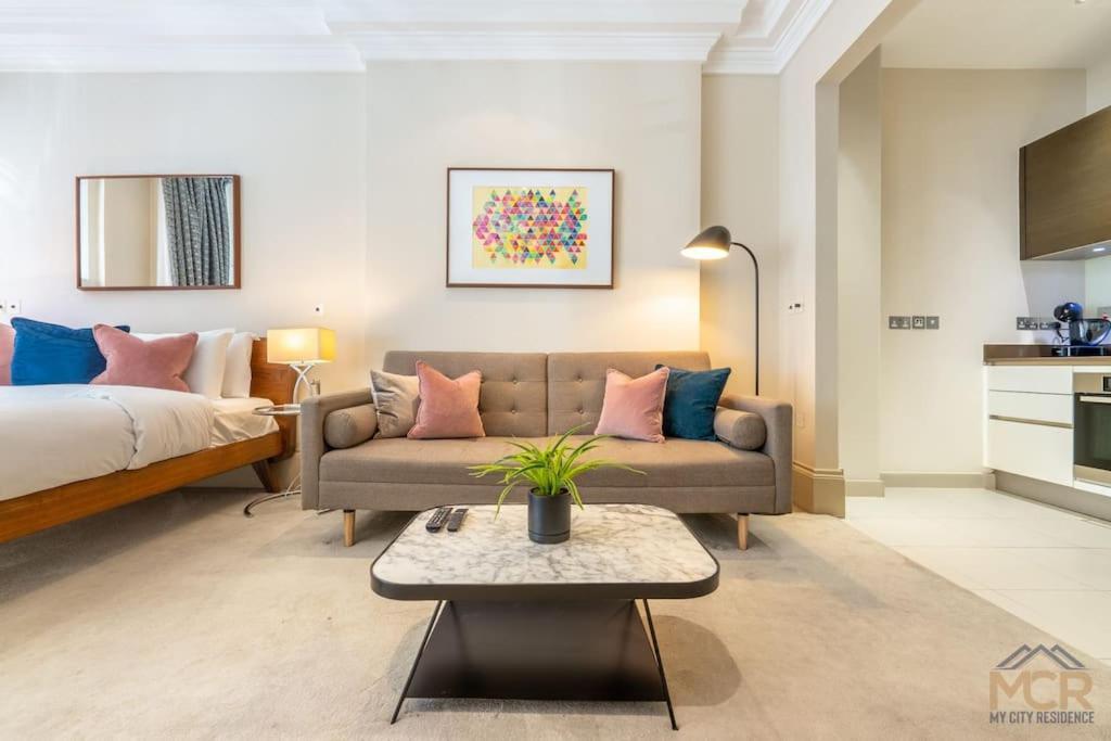 Rrr Apartment *