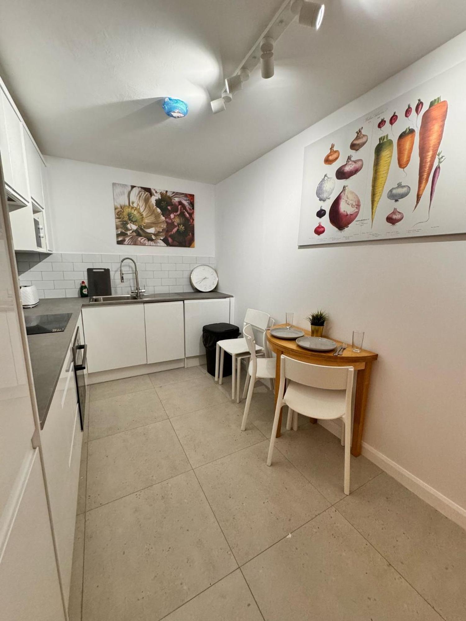 Luxury In Cross Harbour Guest house *