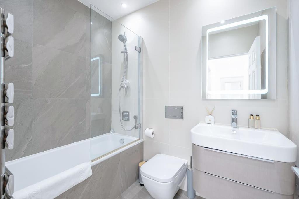 Apartment The Royal Sheperd London