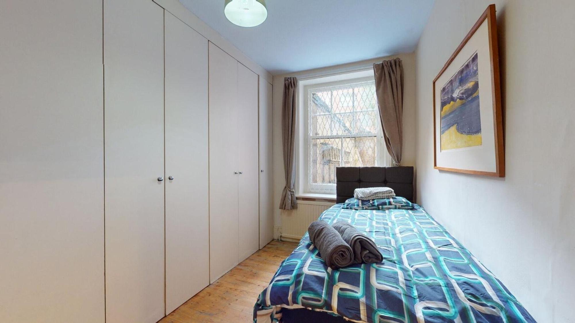 Apartment 2 Bedroom Flat In Marylebone *