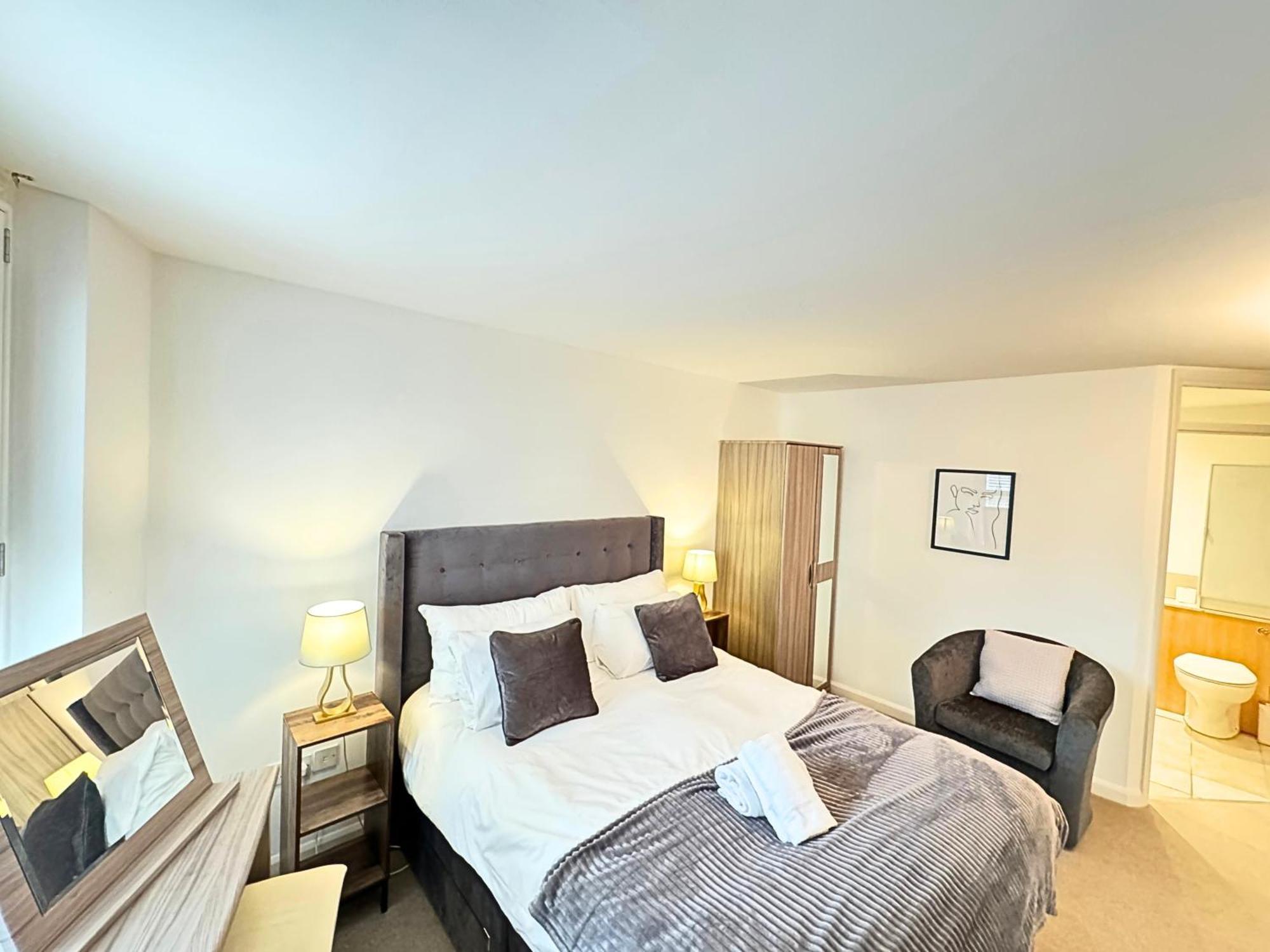 The Heart Of Kensington Mews - 3 Bedrooms House-private Entrance-hyde Park Walk Away-green Park 9 Minutes Underground- The Of With Glamour Of Kensington Londres