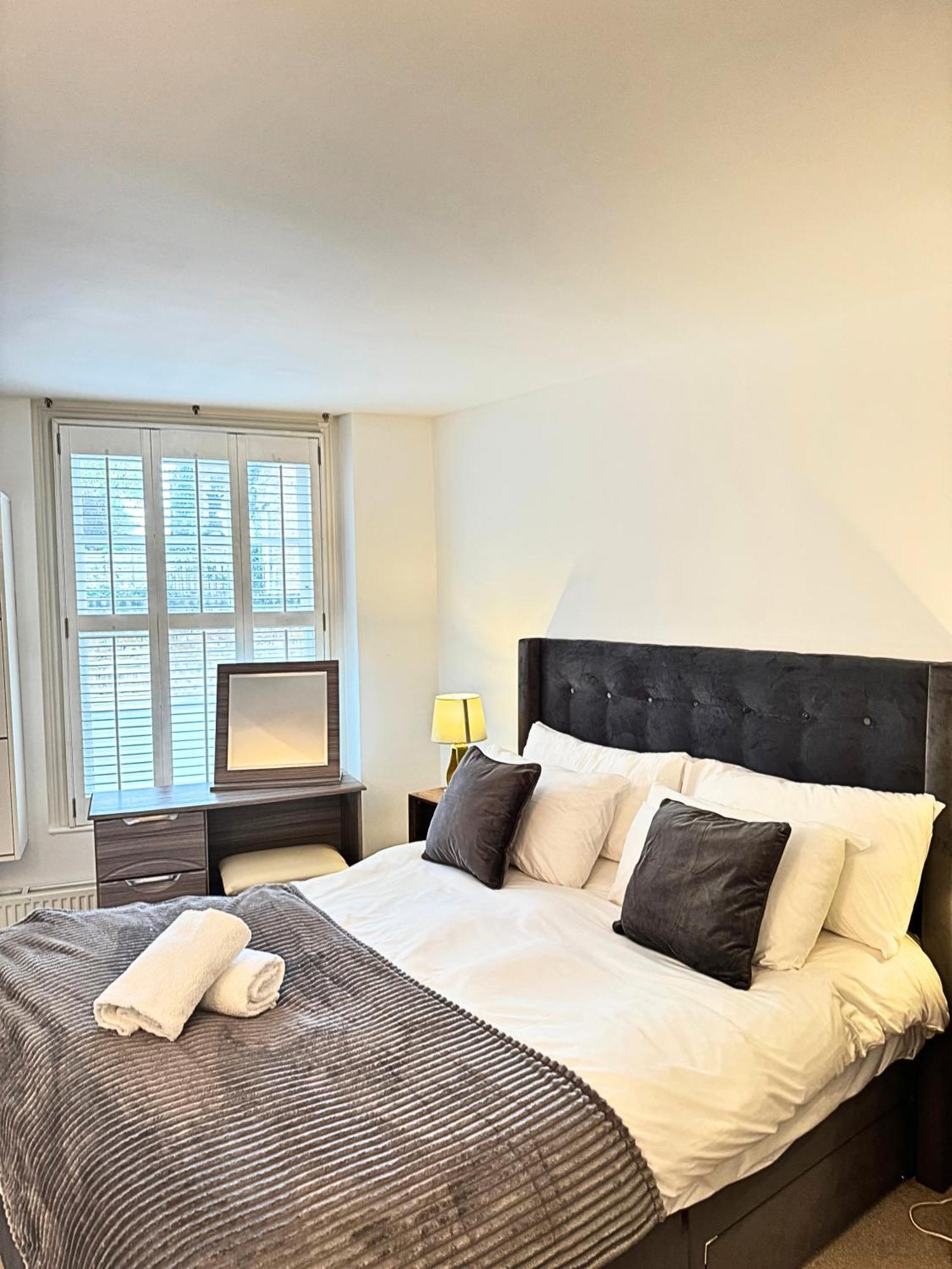 Сasa de vacaciones The Heart Of Kensington Mews - 3 Bedrooms House-private Entrance-hyde Park Walk Away-green Park 9 Minutes Underground- The Of With Glamour Of Kensington Londres