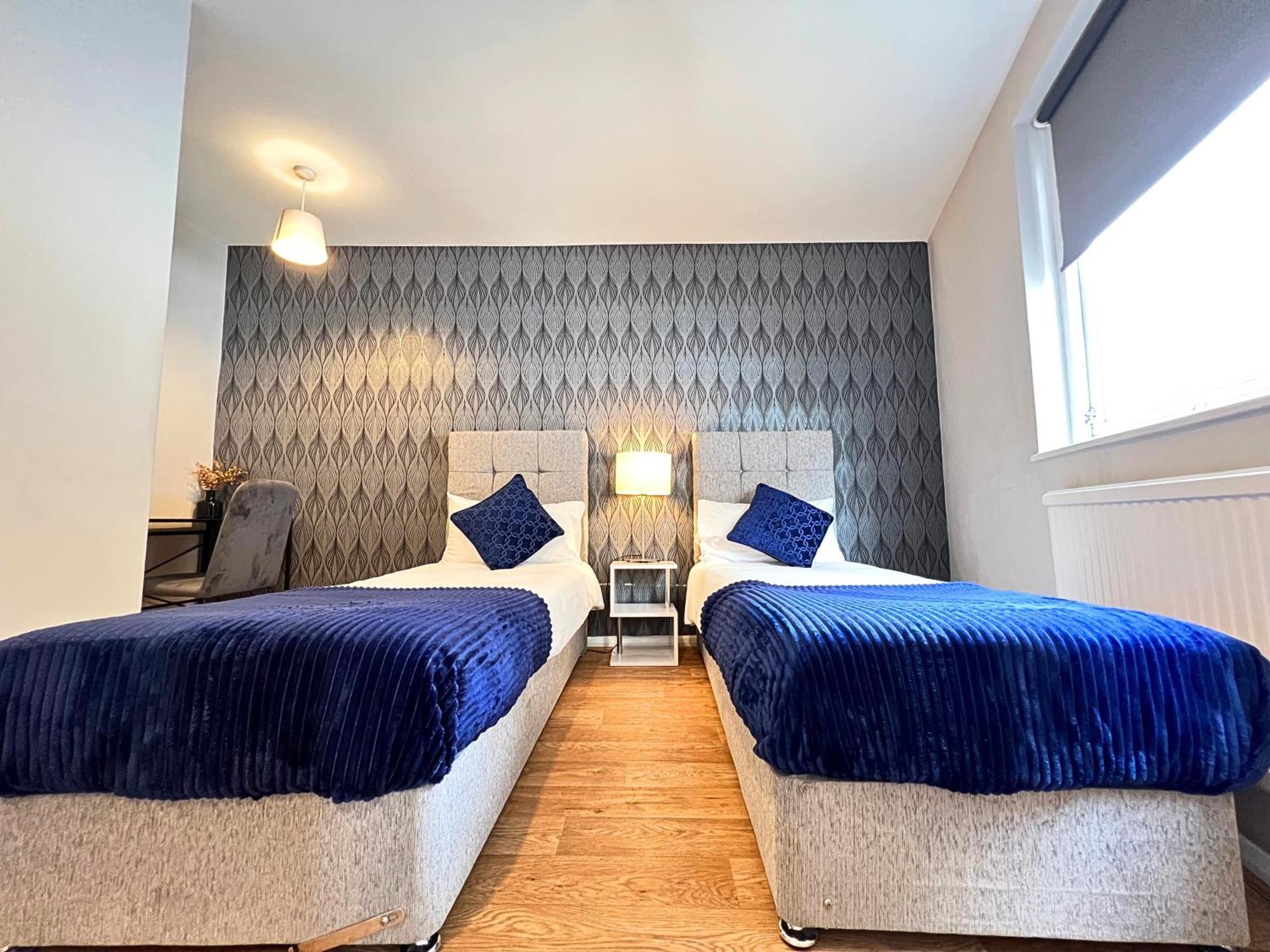 Kensington 2 Bedroom House-big Living Area And Kitchen-harrods-national History Museum-hyde Park-near 2 Underground Lines London