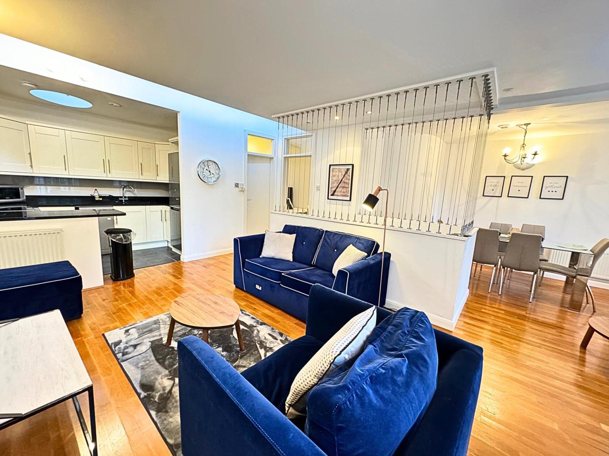 The Heart Of Kensington Mews - 3 Bedrooms House-private Entrance-hyde Park Walk Away-green Park 9 Minutes Underground- The Of With Glamour Of Kensington * Londres