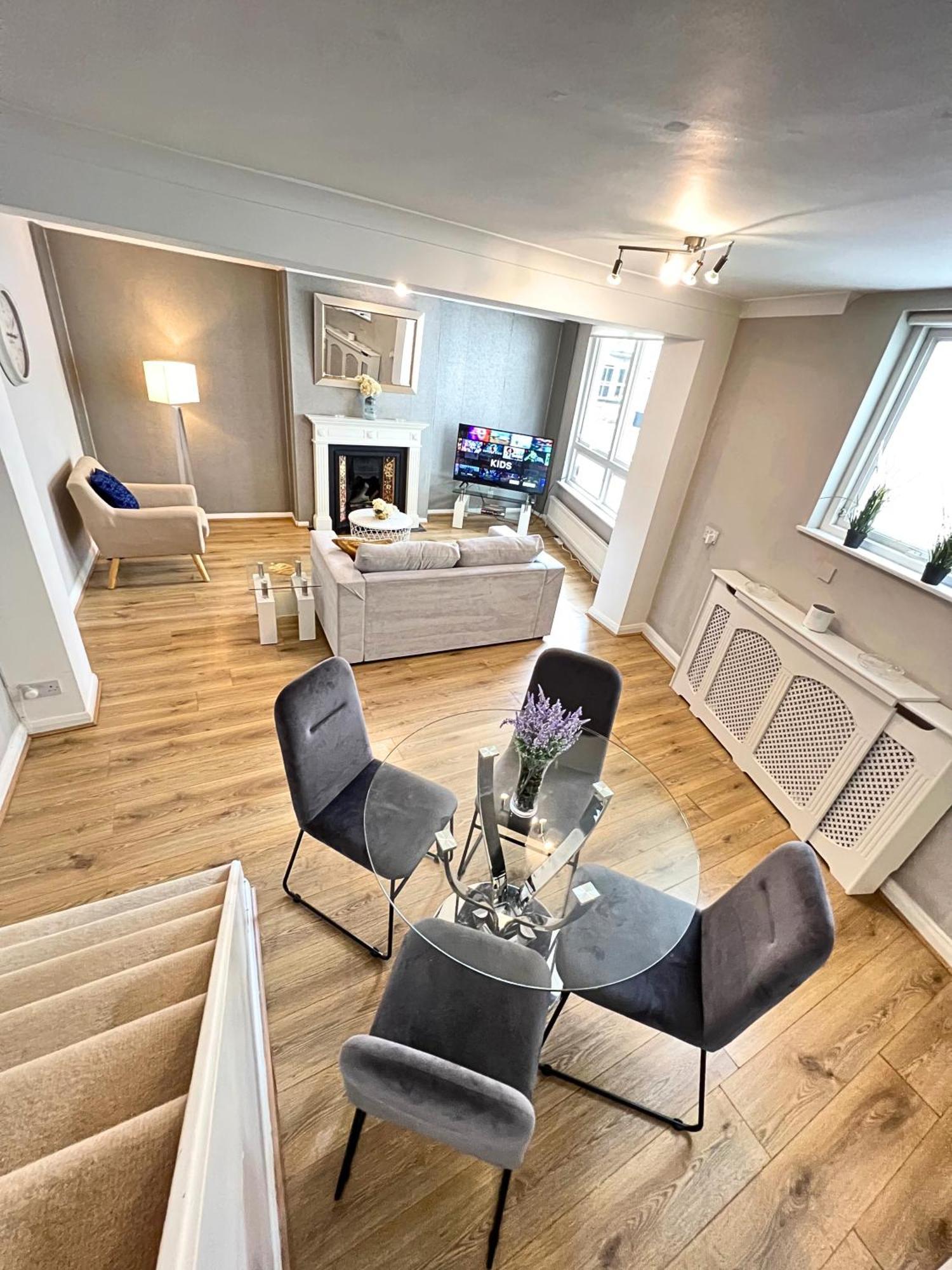 Holiday home Kensington 2 Bedroom House-big Living Area And Kitchen-harrods-national History Museum-hyde Park-near 2 Underground Lines London