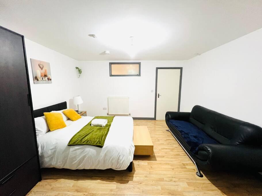 Apartment Excellent Two Bedroom Flat In London
