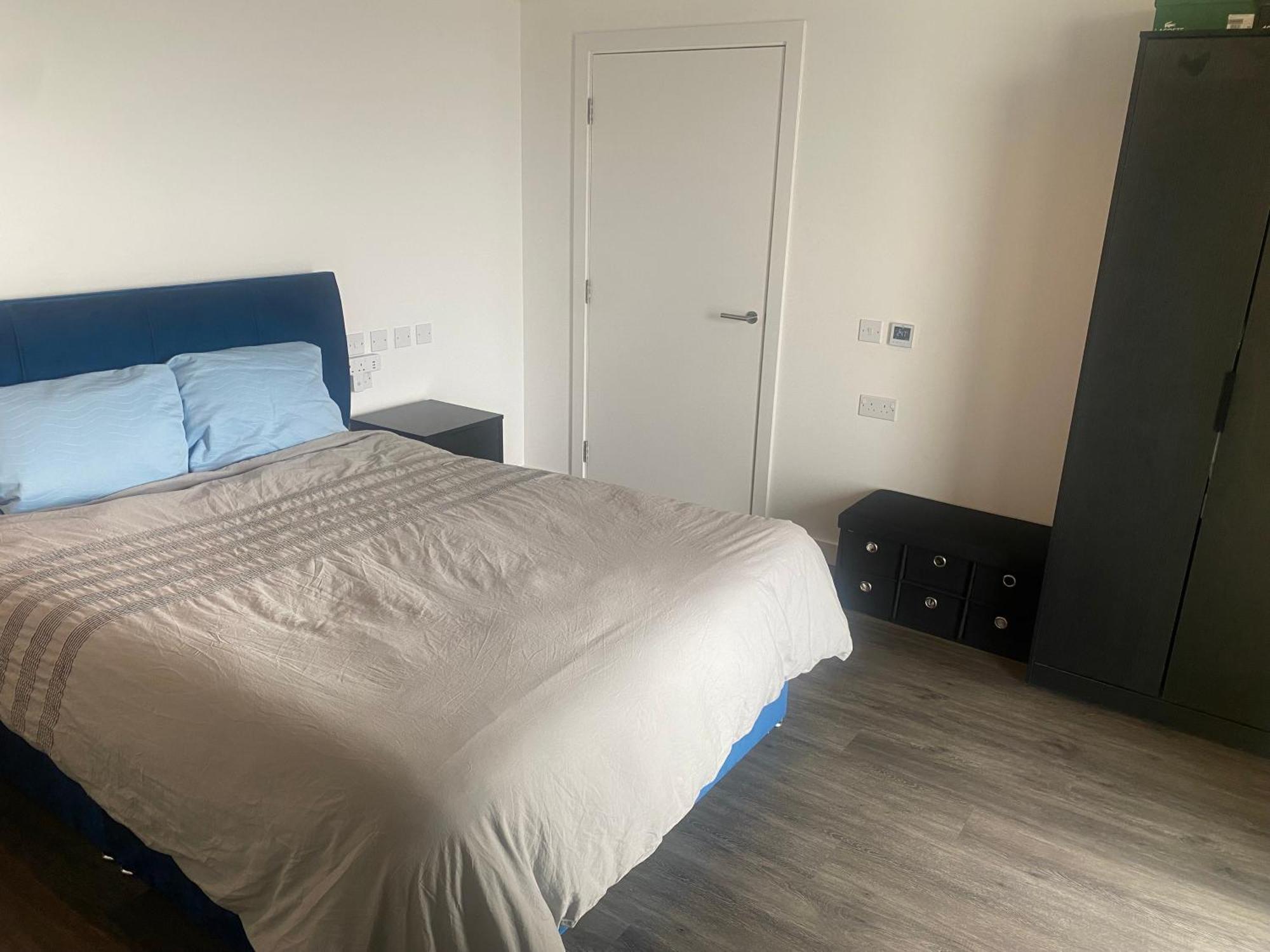 Modern, Bright And Convenient Apartment