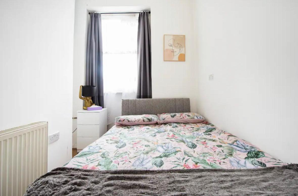 Apartment Hyde Park London