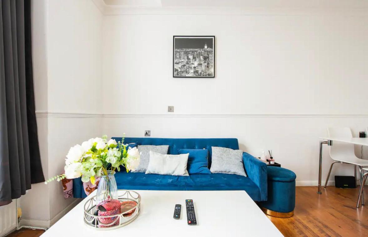 Apartment Hyde Park London