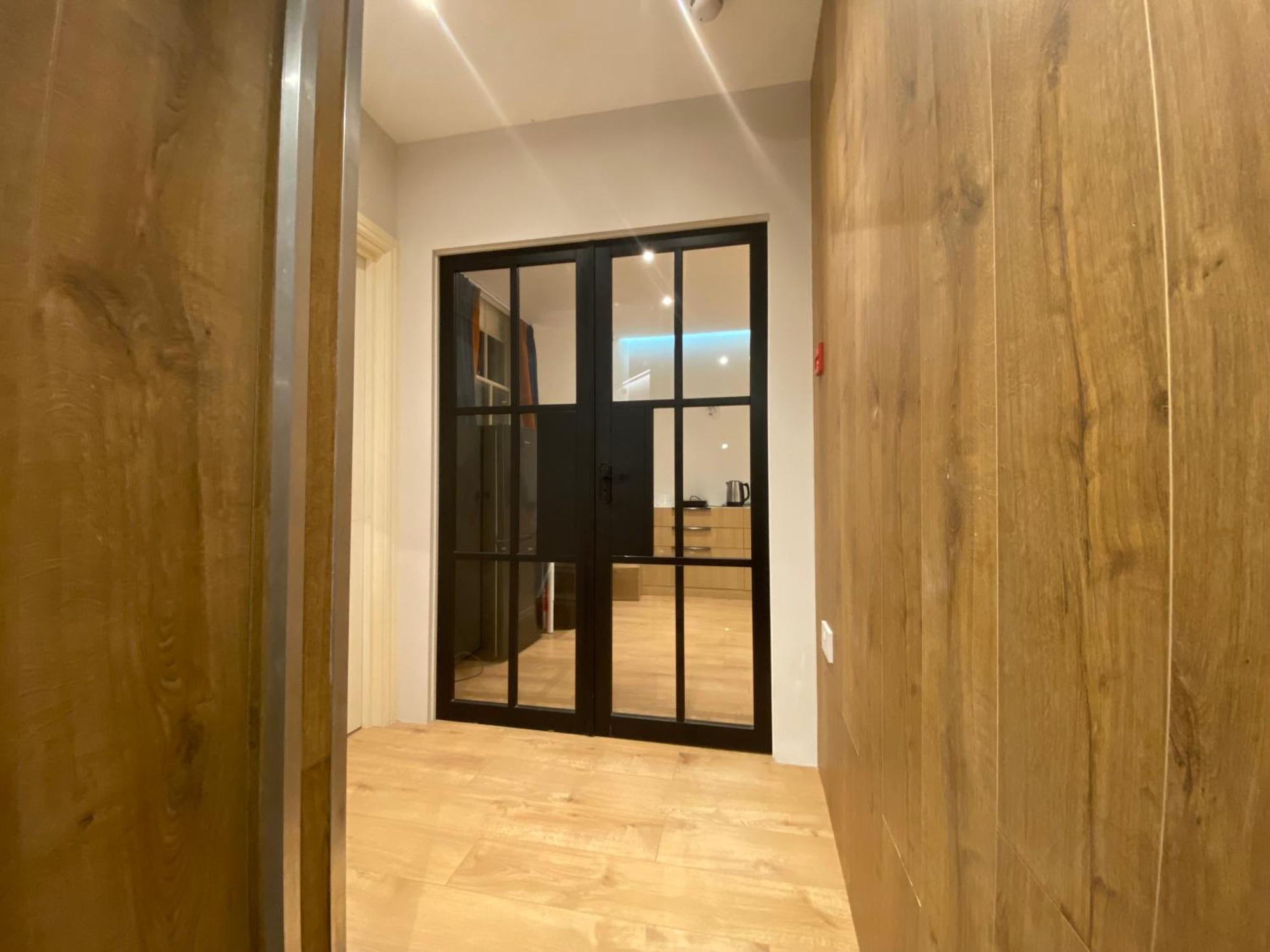 Tiny But Private & Location * Londen
