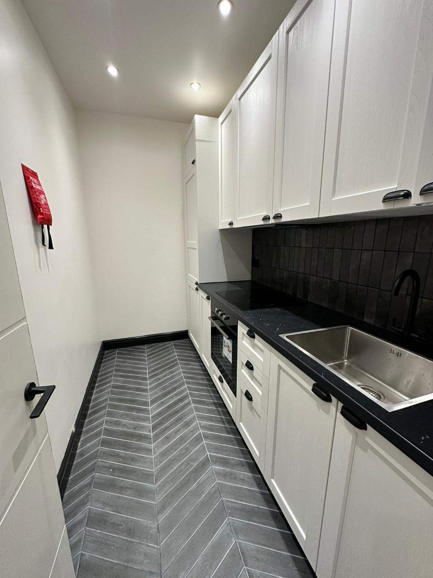 39 Blue House Luxury Ensuite Ideal For Tourists London