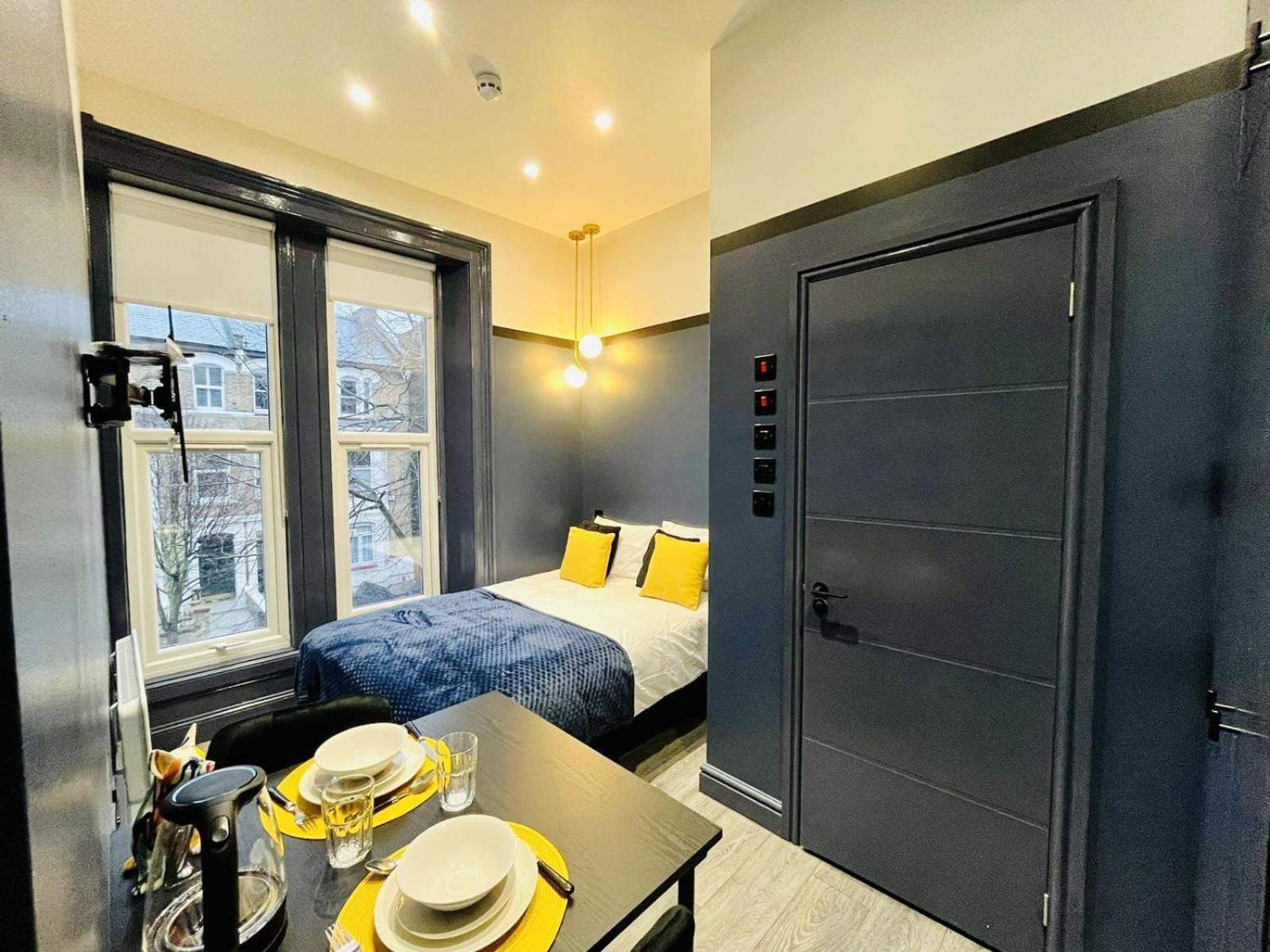 Gjestgiverier 39 Blue House Luxury Ensuite Ideal For Tourists London