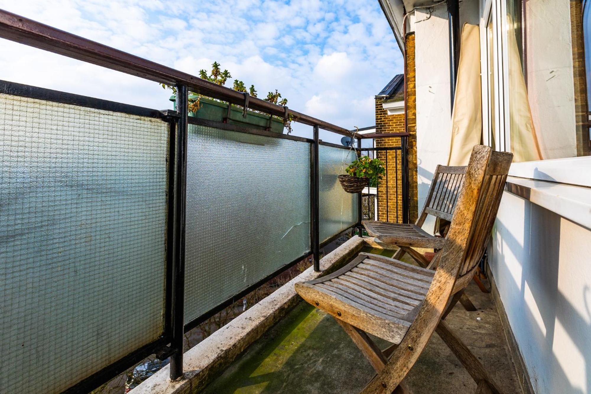 Apartment 2br Balcony, Battersea, 5min Clapham Junction St