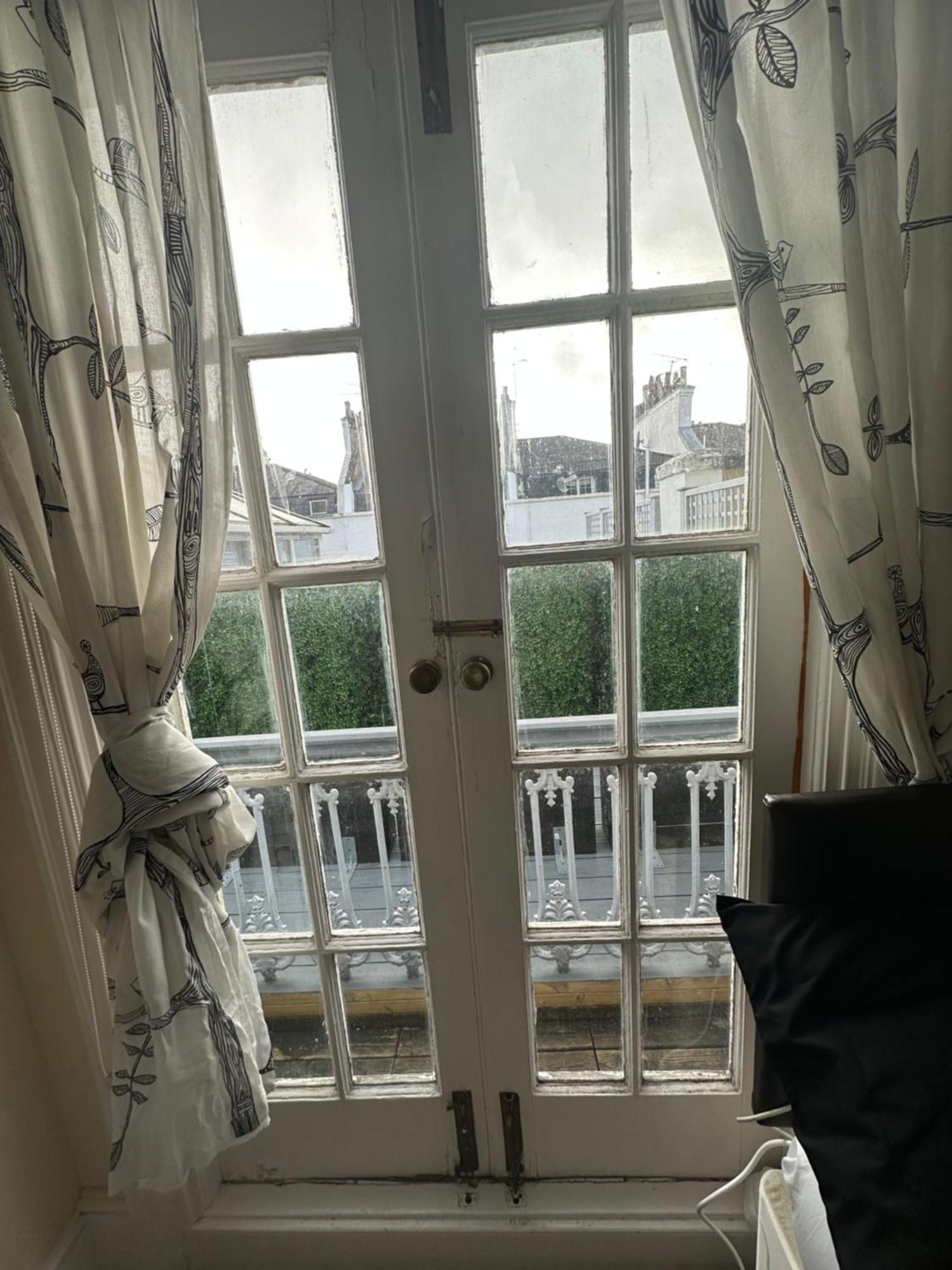 Double Bedroom In * London