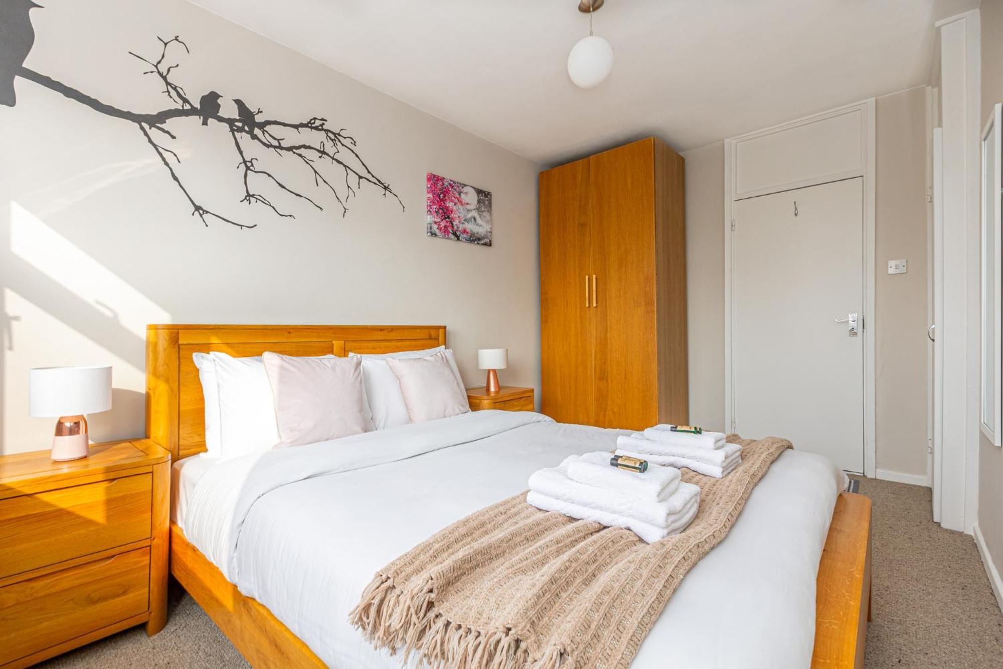 Apartment 2br Balcony, Battersea, 5min Clapham Junction St *