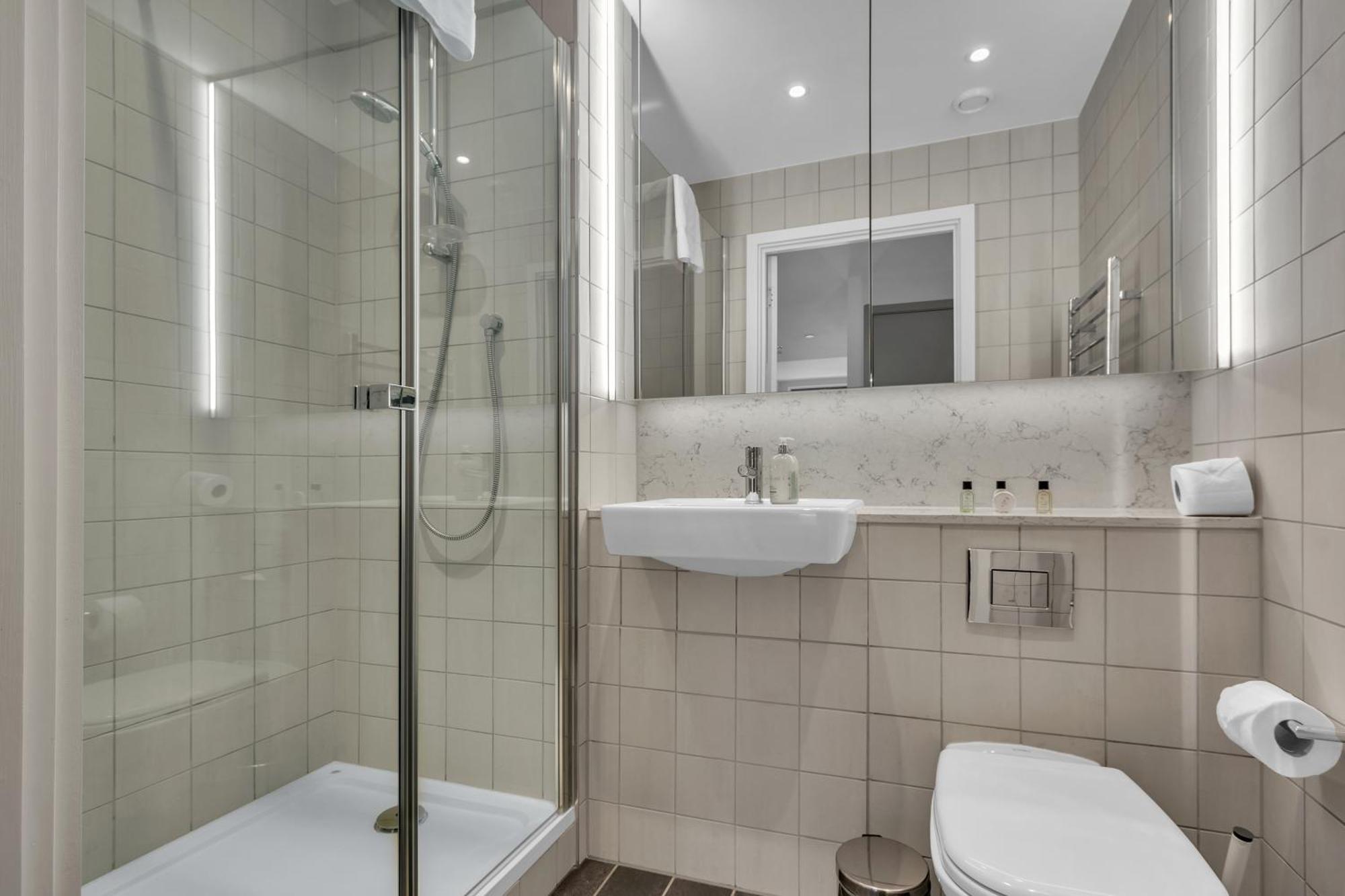 Apartment Mysquare Spacious Two Bedroom At Wembley Park