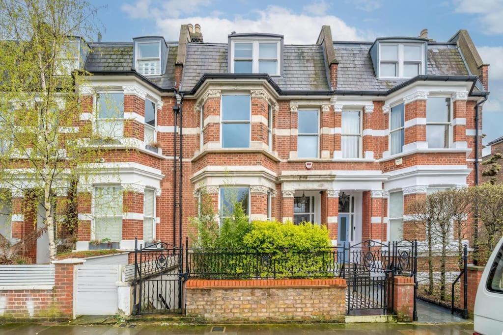 Stunning House Close To Notting Hill * Londen